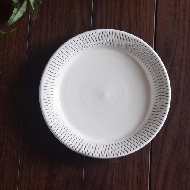 ＜平皿・6.5寸＞ とびがんな｜縁白｜ツヤあり