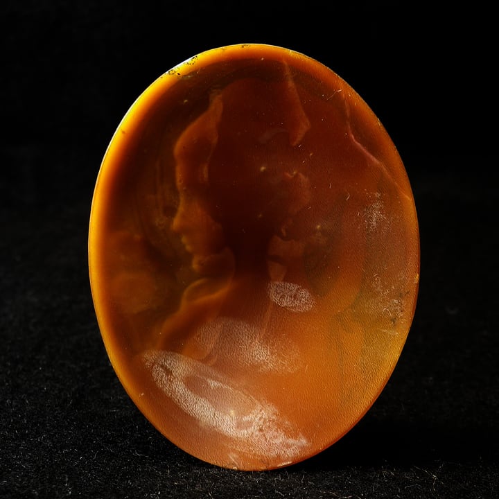 フランチェスコ・エスポジート作 カーチフの女のカメオ | Cameo