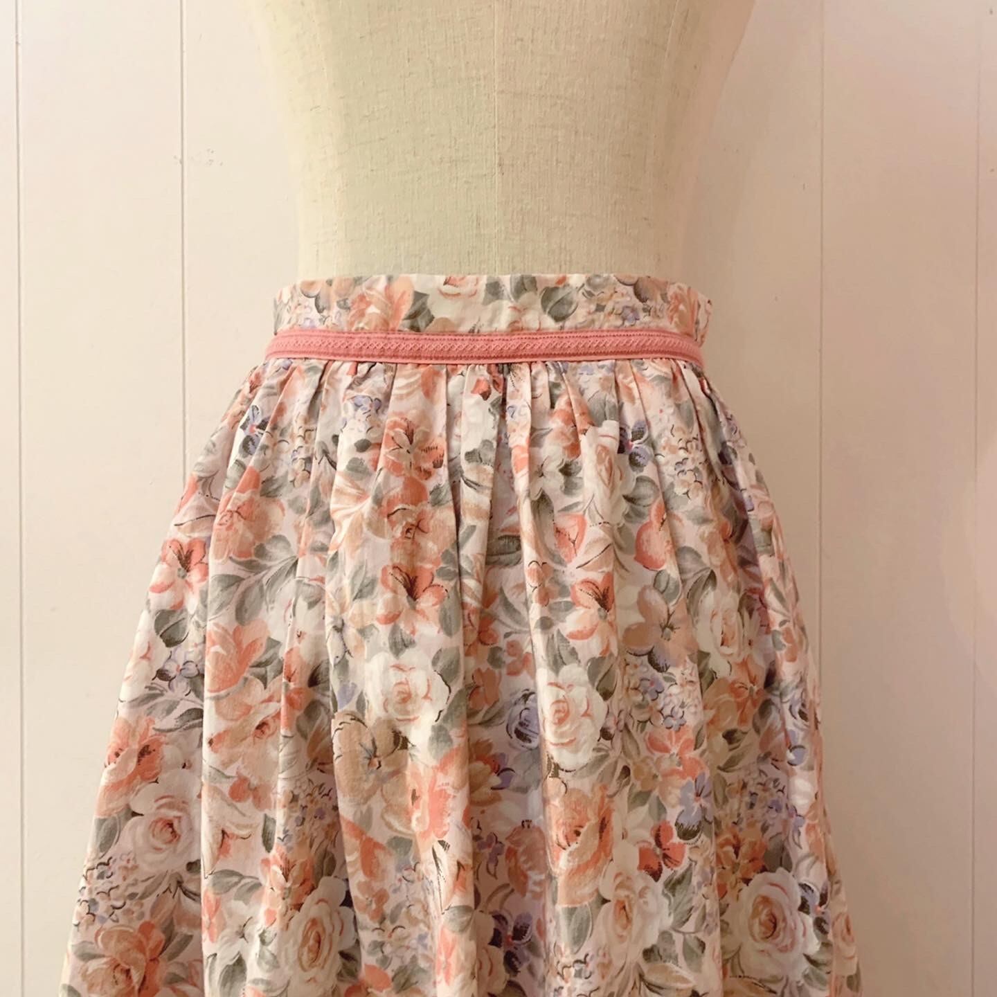 60s pink flower tape skirt