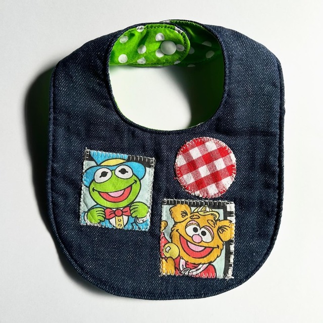 Vintage Remake Baby Bib sesame