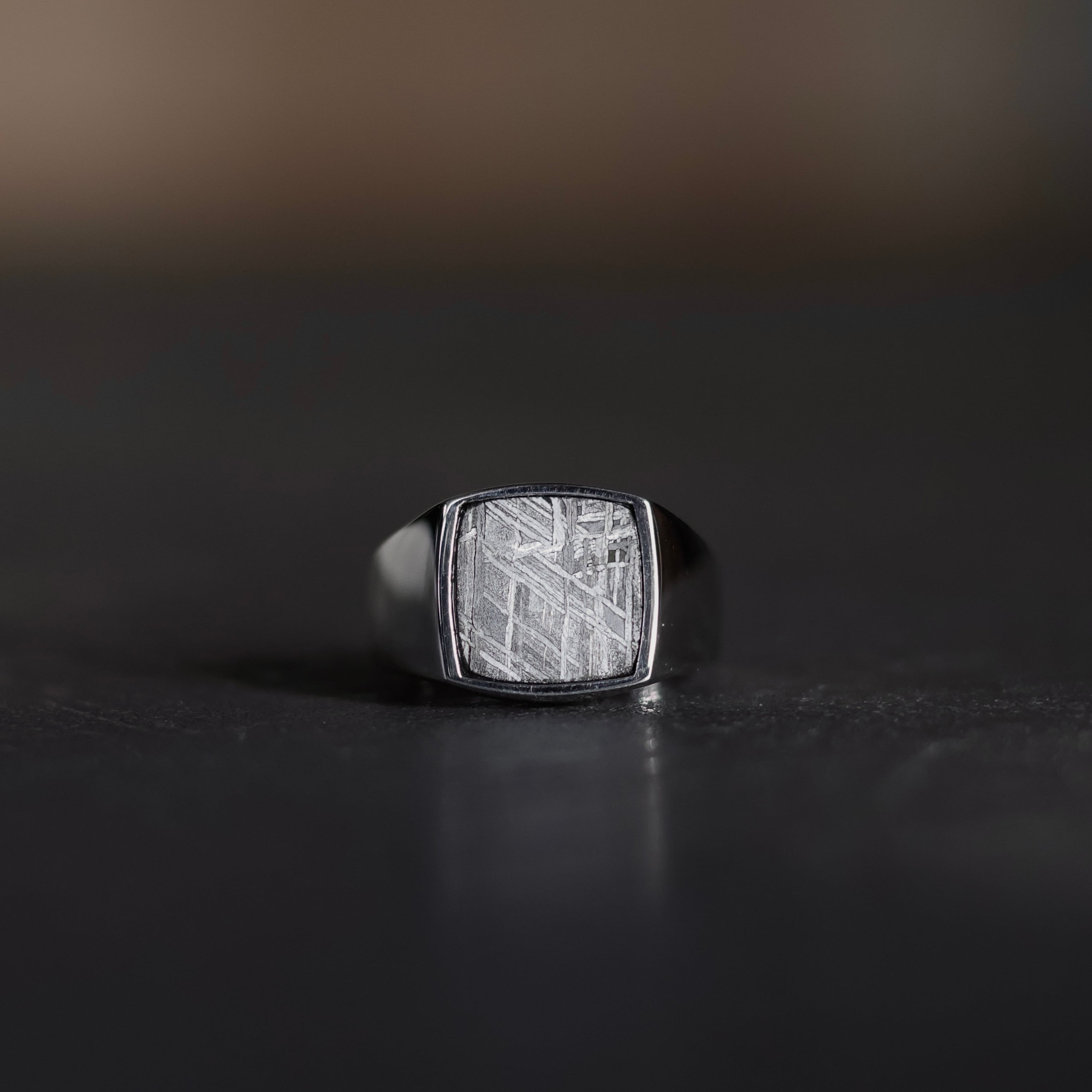 Ring | unsung
