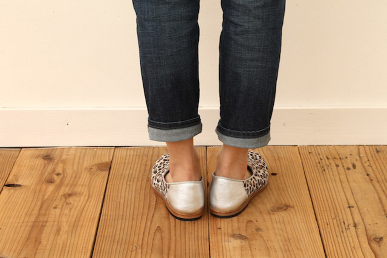 SLIP-ON SHOES (LEOPARD)