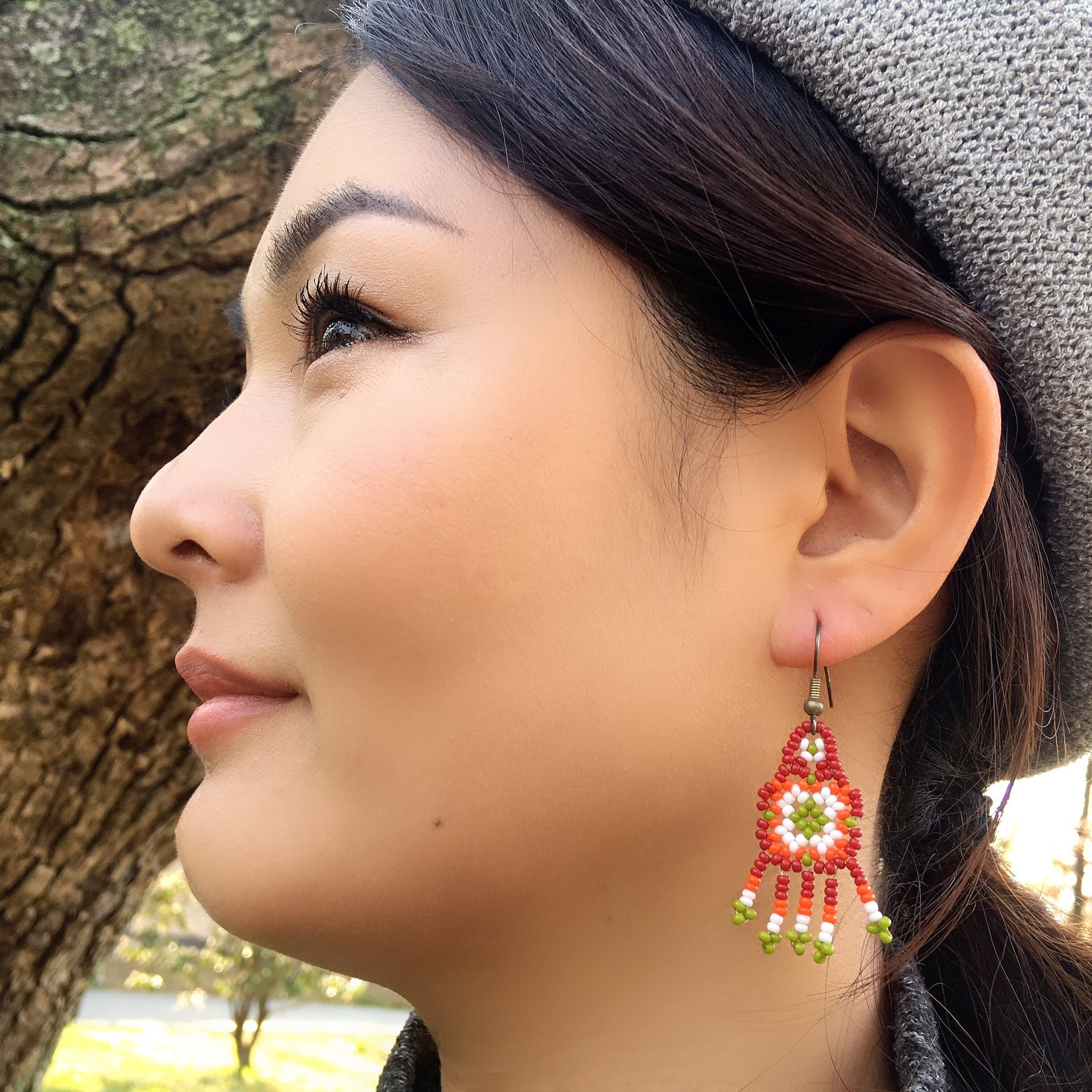 マレーシア　オランウル族　民族　ピアス マレーシア製ビーズピアス】 ボルネオ島に住むマレーシアの