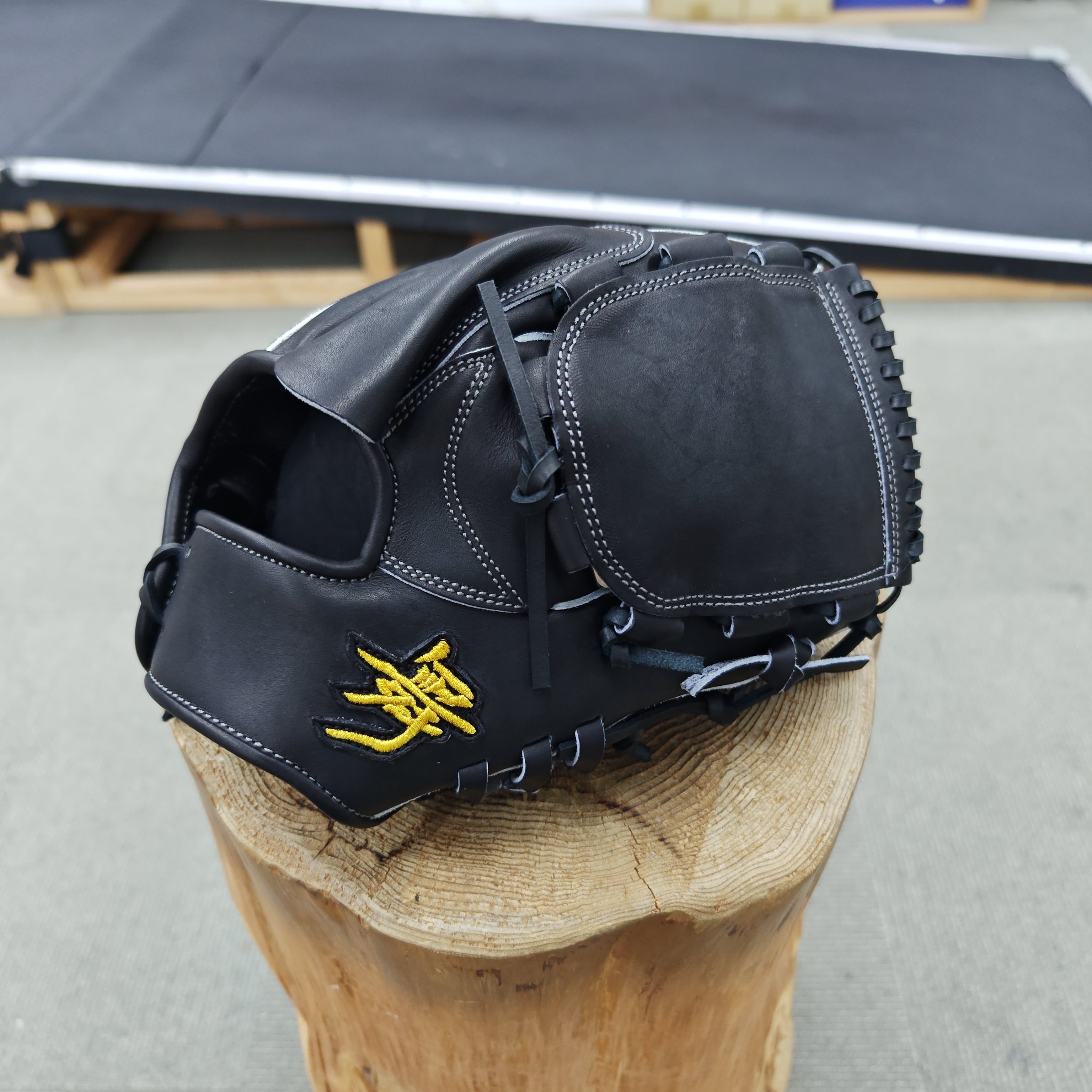 特殊重心グローブ | PLAYERZ オンラインストア