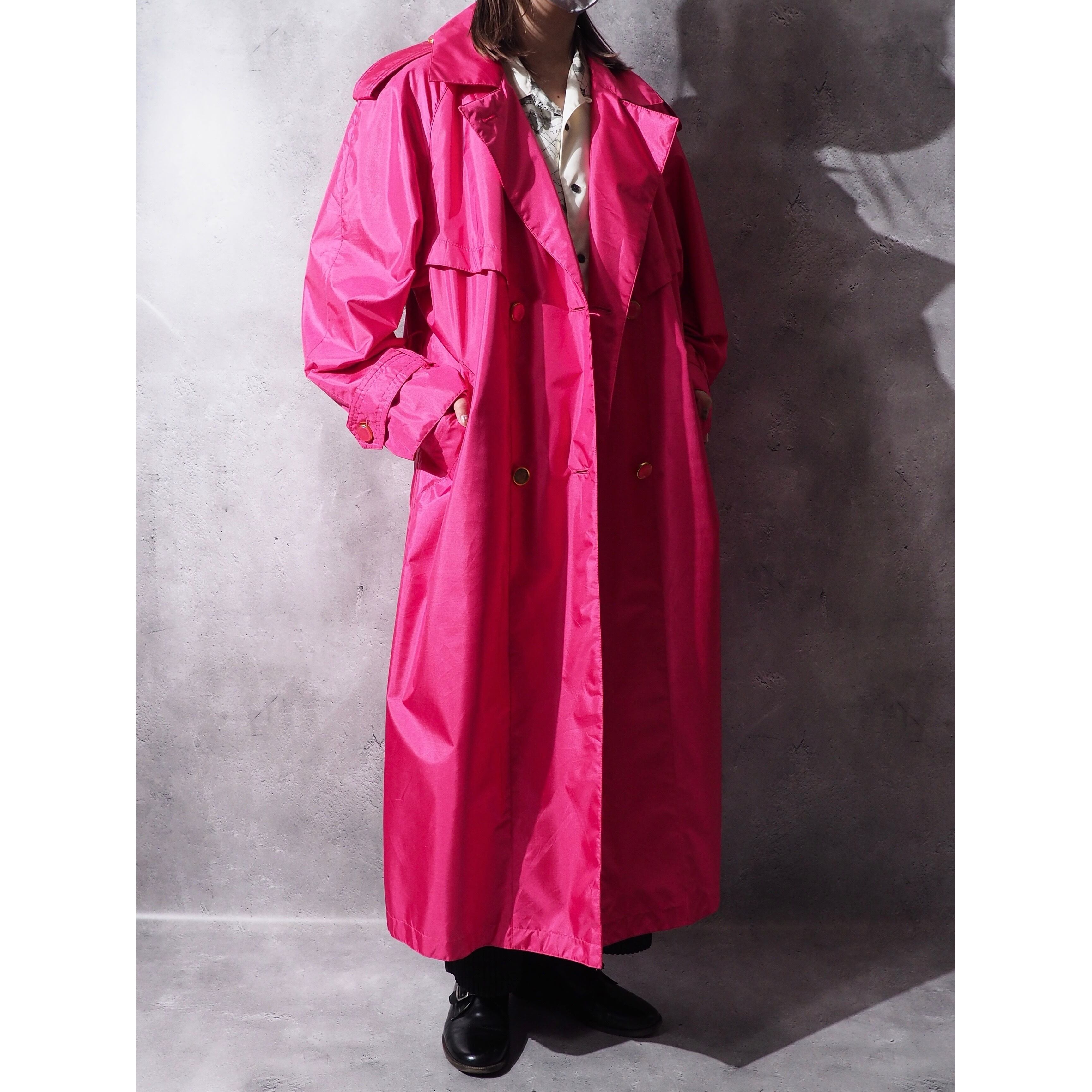 1990s Beautiful Vivid shocking pink color vintage loose long trench coat