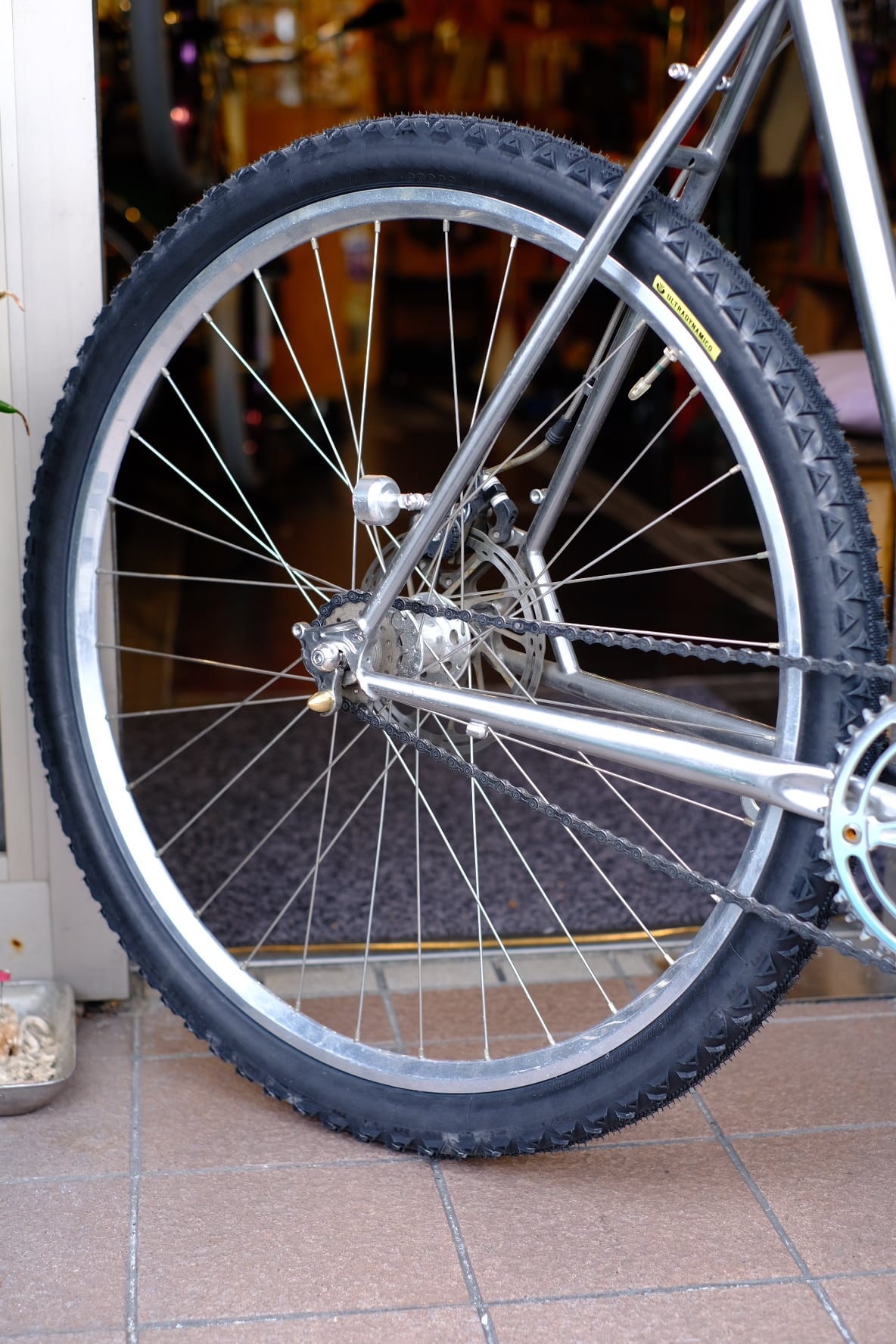 27.5ホイール + ULTRADYNAMICO rose JFF 47.99 ULTRADYNAMICO* rose JFF tire (black/tan) - BLUE LUG ONLINE STORE