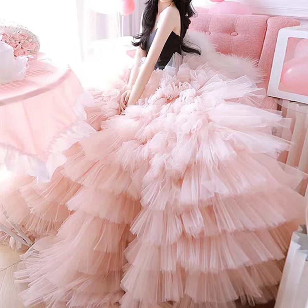 Voluminous dream dress 2607051