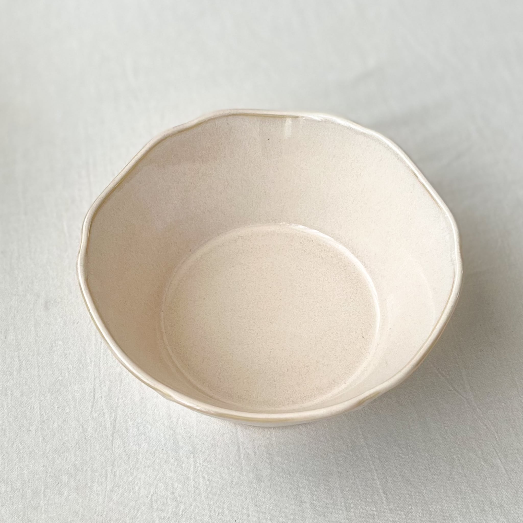 アンジュ 深鉢【約16cm】 | Kamani | 多治見で営む 美濃焼器のWebショップ