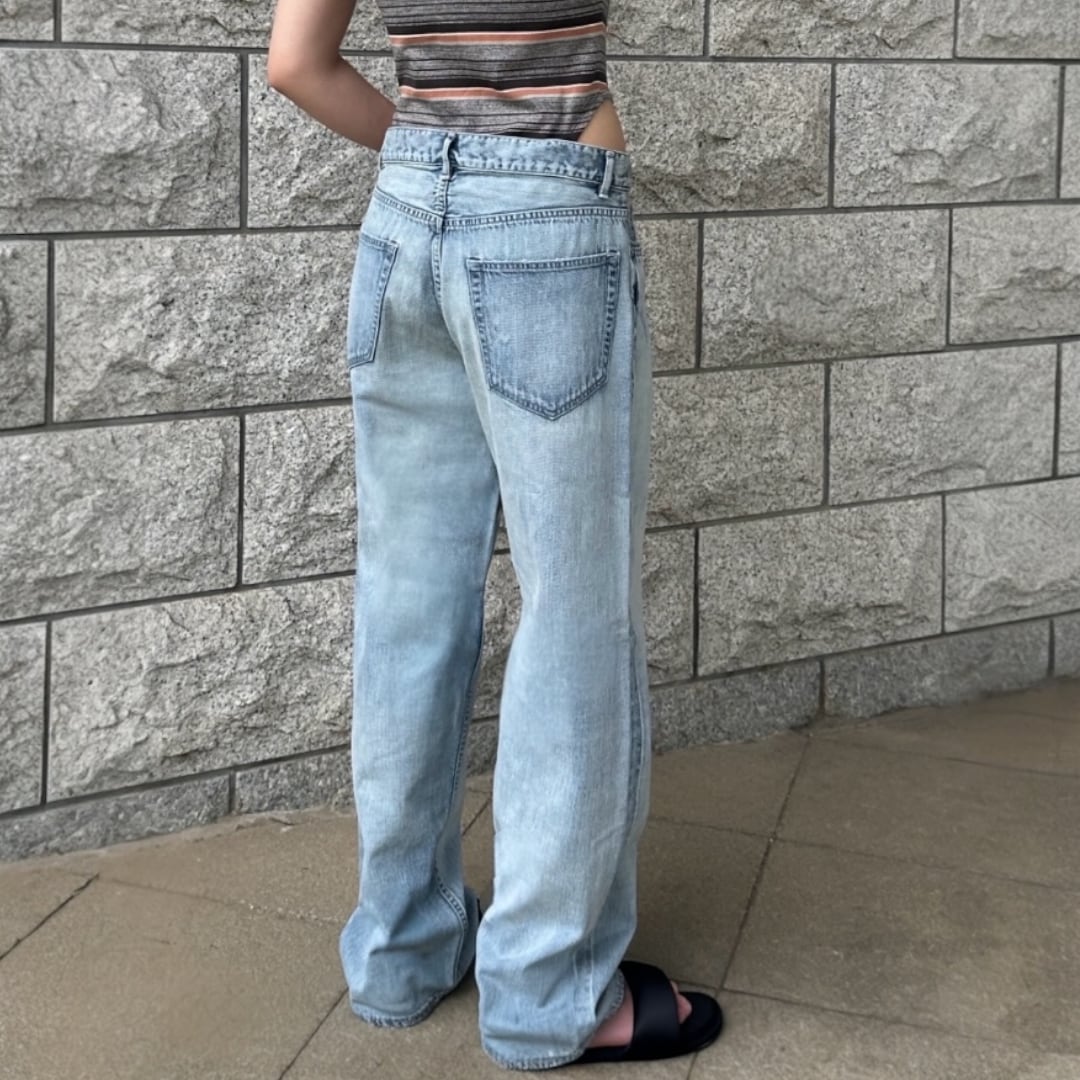 AURALEE  [FADED SELVEDGE LIGHT DENIM PANTS]