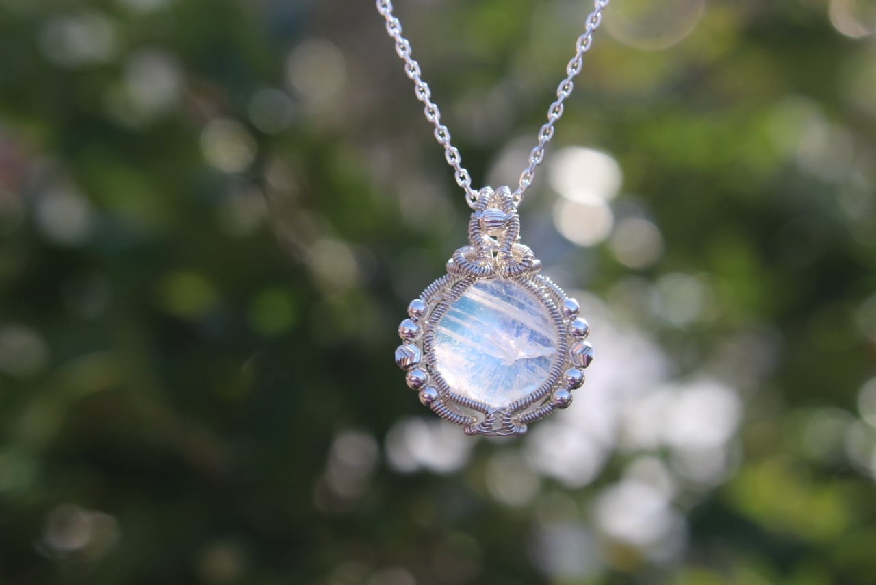 Rainbow moonstone silver925 wire wrapping  pendant