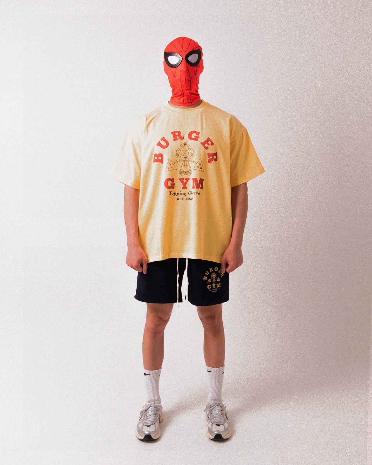 バーガージムTシャツ　レトロイエロー