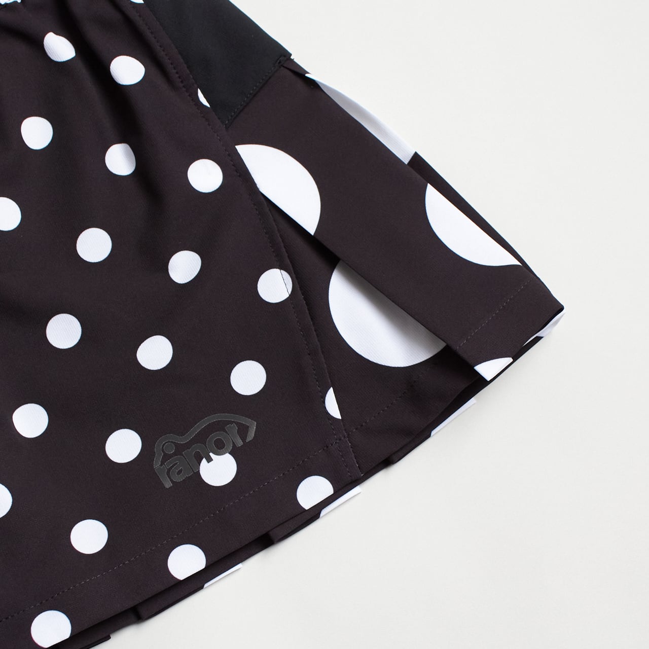 ranor（ラナー）DOT PLEATS SKIRT - CRAZY BLACK レディース