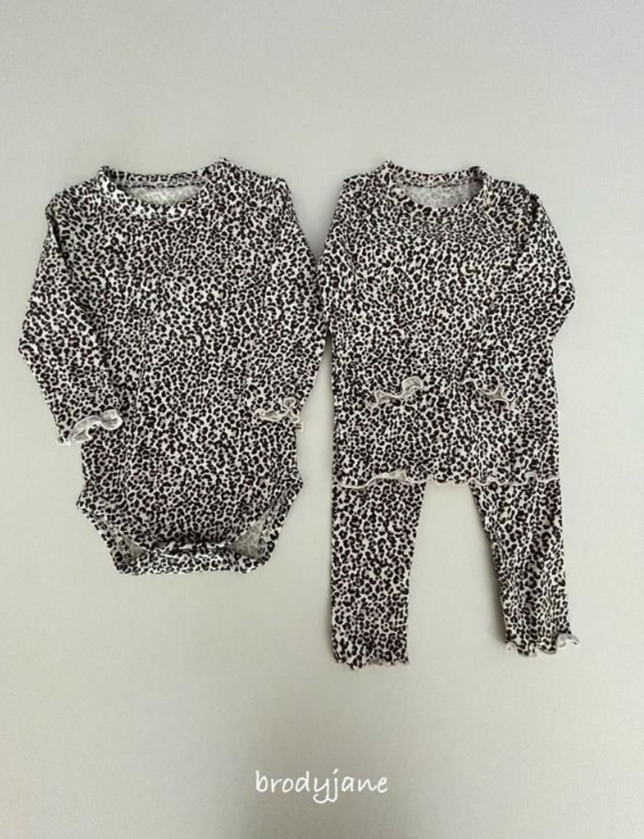 【取寄/韓国直送】Brodyjane ピンクレオセットアップ|秋服|ベビー服|韓国子供服|26/AT