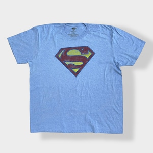 【SUPERMAN】2XL ビッグサイズ Tシャツ スーパーマン キャラt アメコミ DCコミック 映画 ヒーロー ロゴ プリント 半袖 ライトブルー US古着