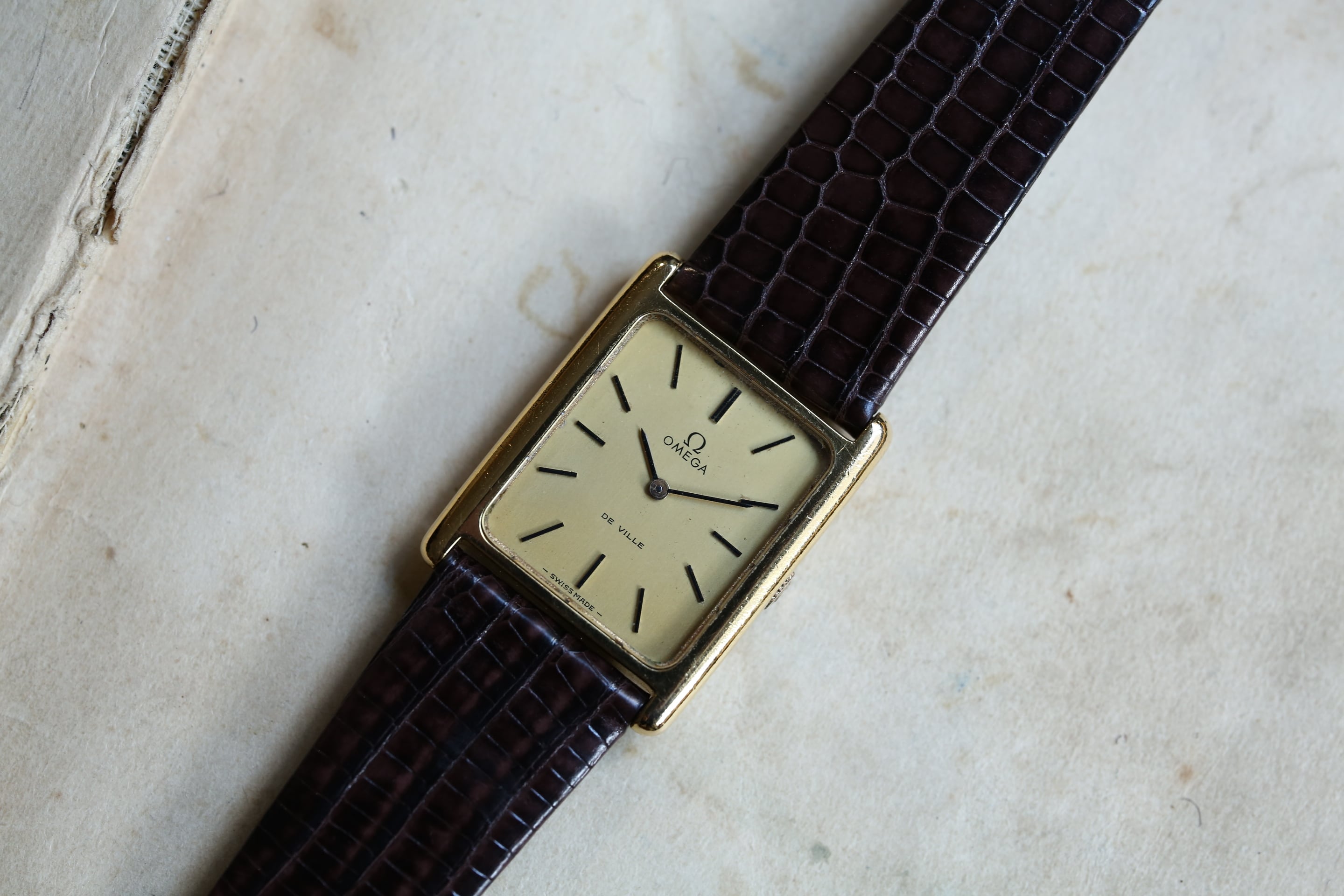 OMEGA】 1975年製 デヴィル タンク型 H型レクタンギュラー バー