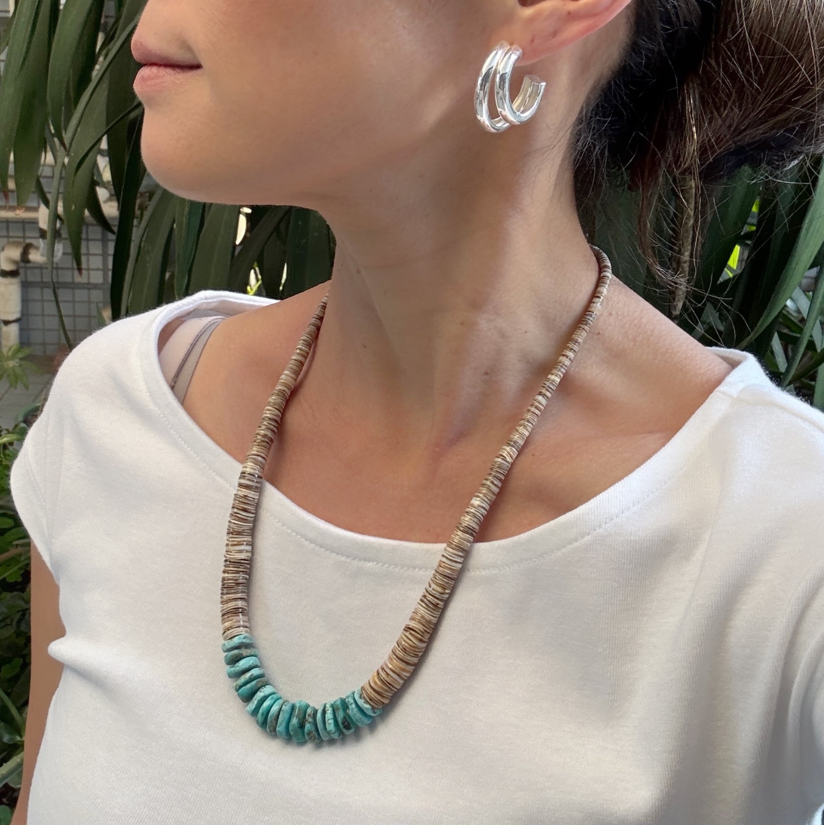 Indian Jewelry》CHERY CRESPIN氏作 ターコイズ and シェル ヒーシー