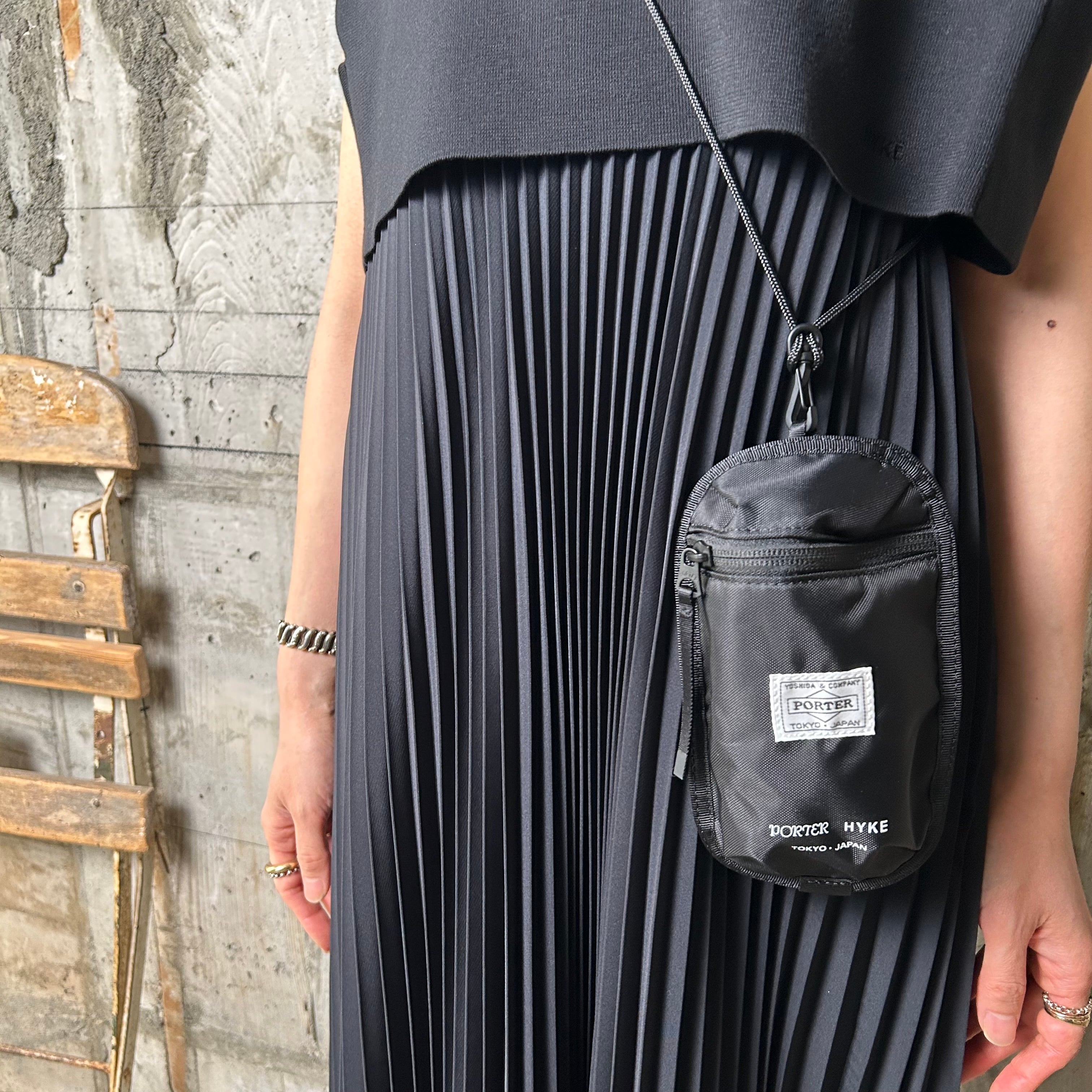 HYKE【ハイク】POTER X HYKE ARM POUCH 19261 / BLACK (18cmサイズ 