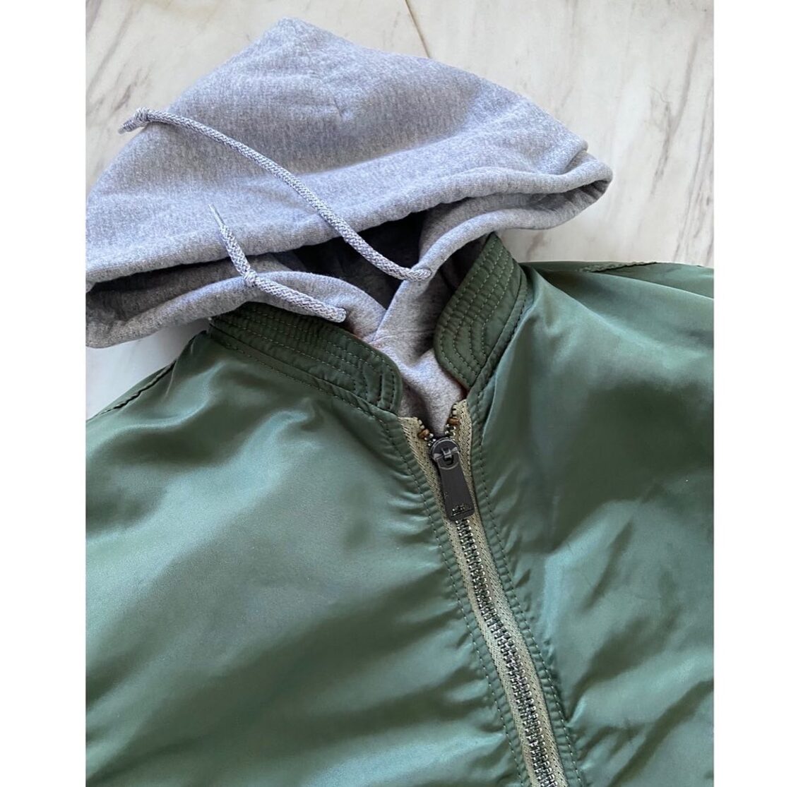 ALPHA INDUSTRIES グレー フリースジャケット MEDIUM ALPHA アイボリー 