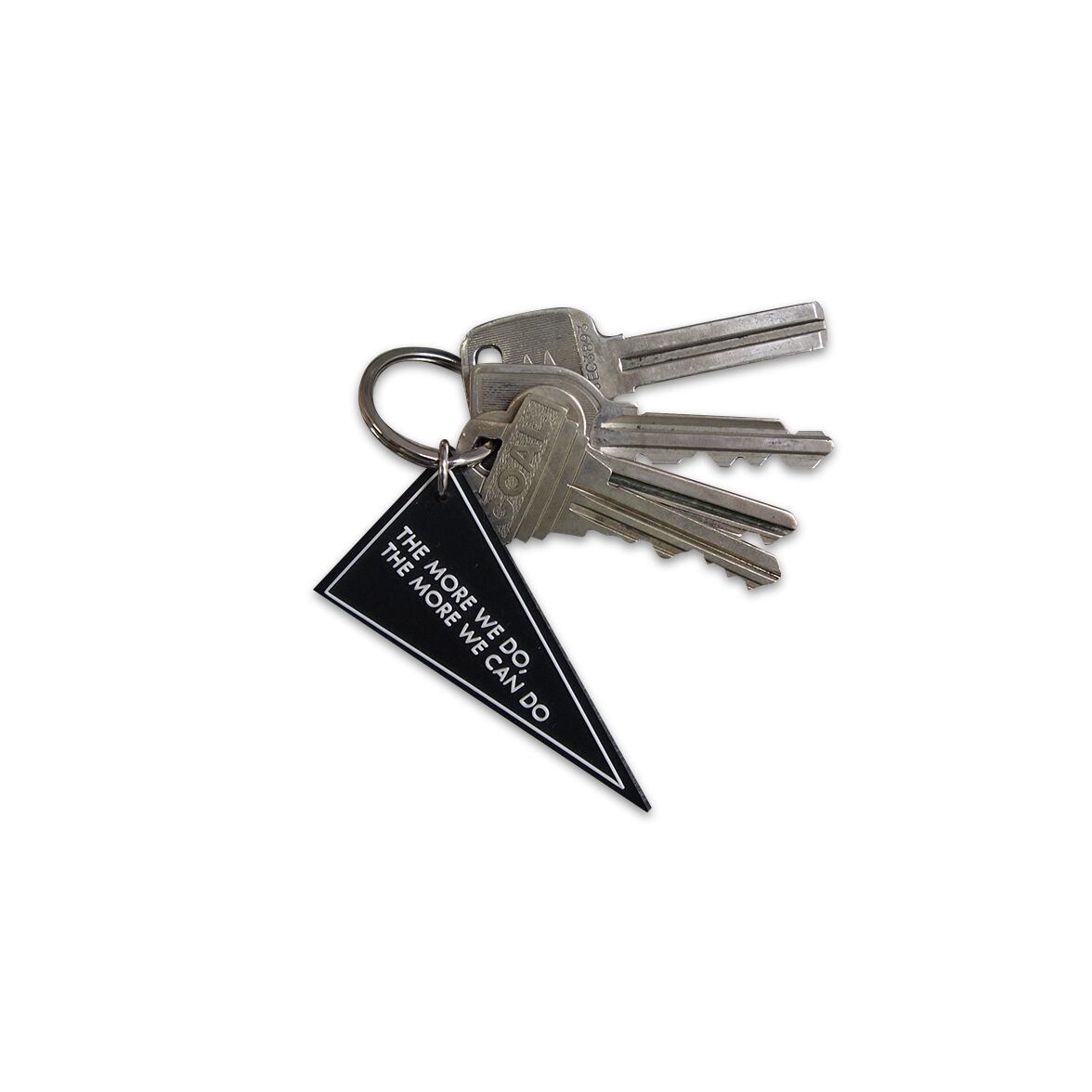 215020 PENNANT FLAG KEYRING / more we do