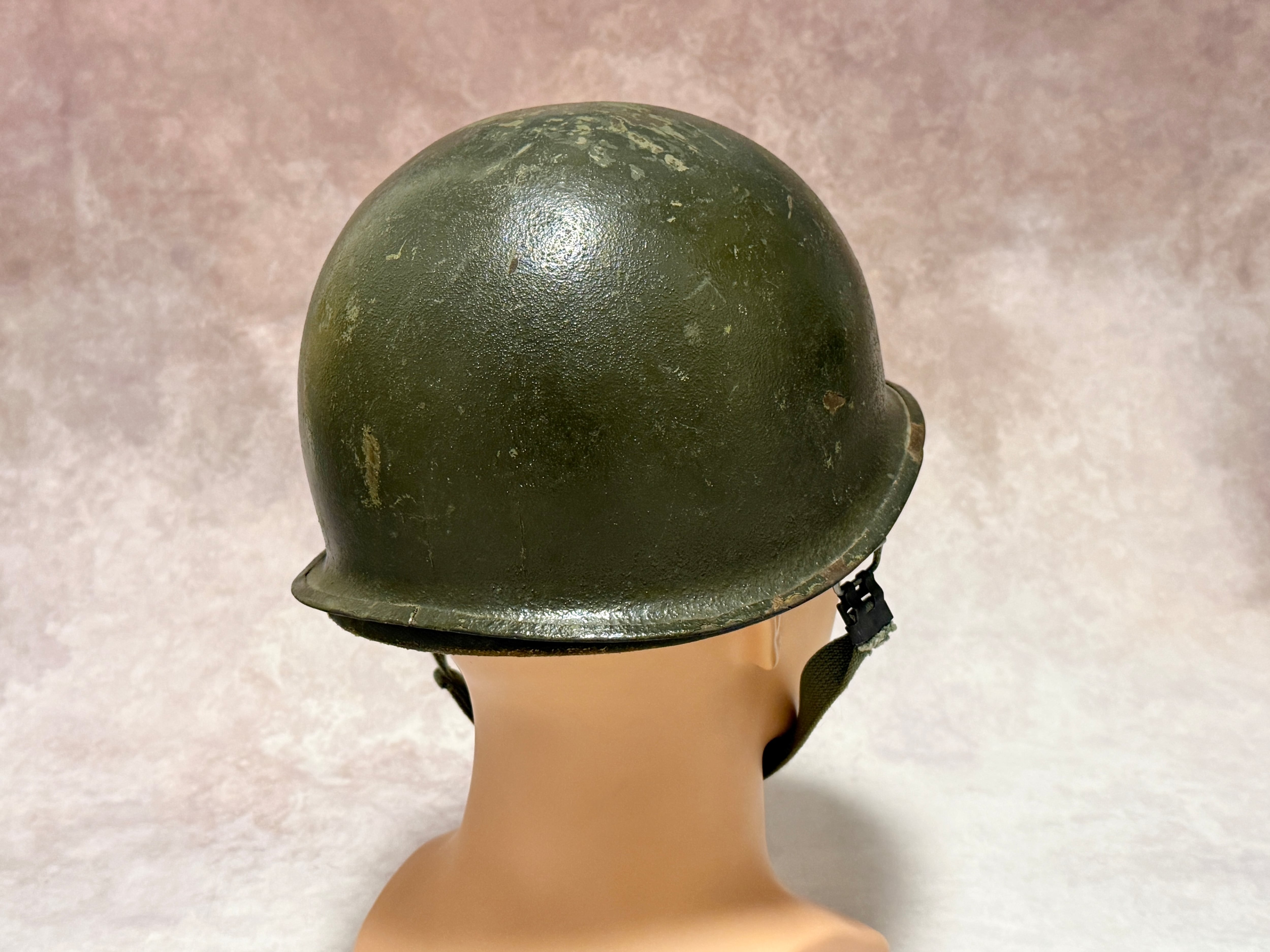 放出品・中古】アメリカ軍 ベトナム戦争期型M1(M2）ヘルメット