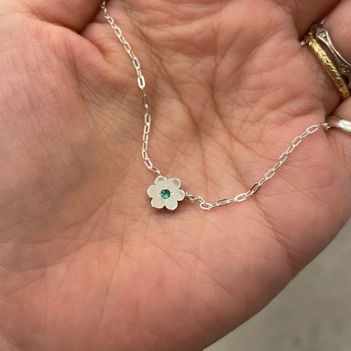 PISCES / "Flower" Necklace - SILVER