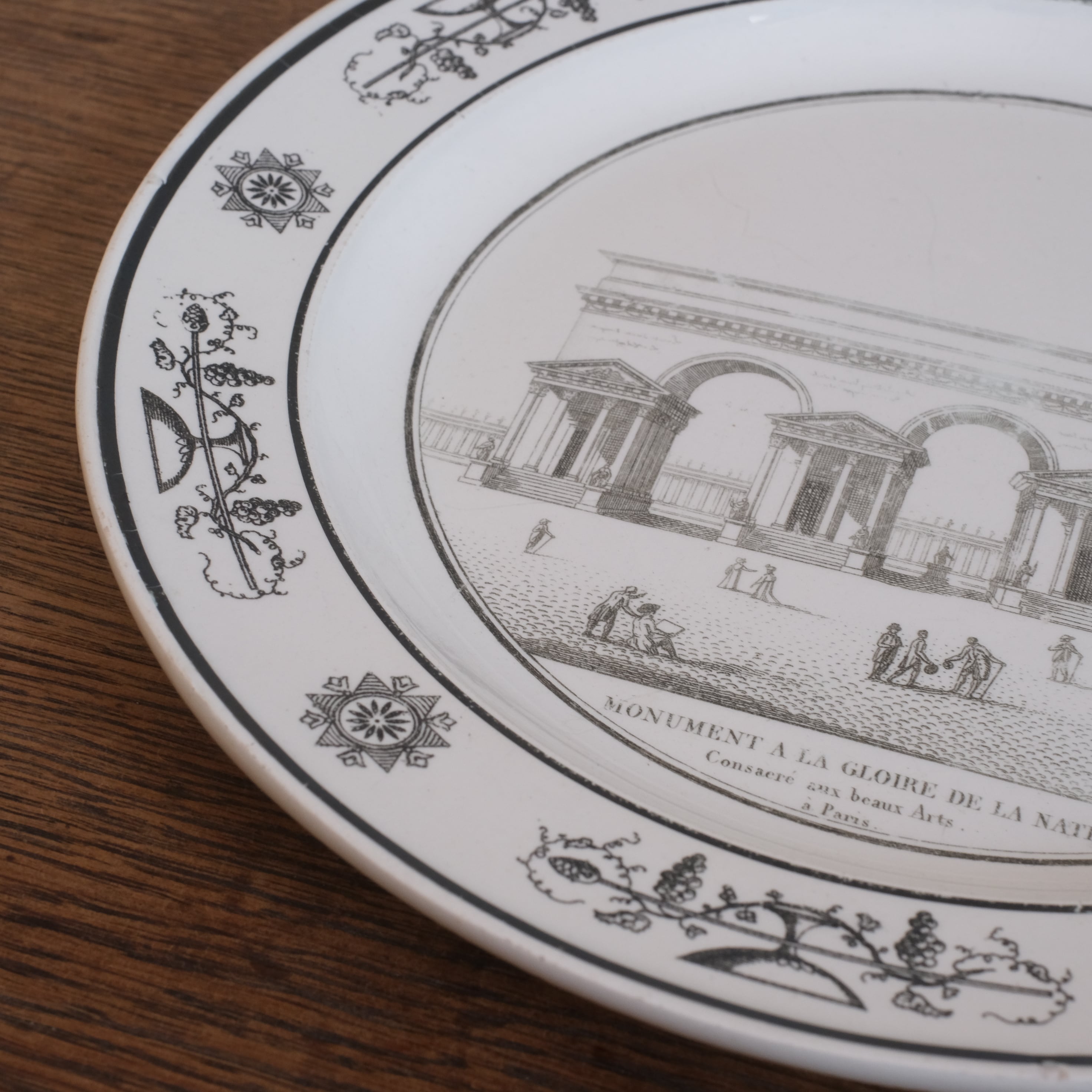 Creil / Grisaille plate | blanche0523