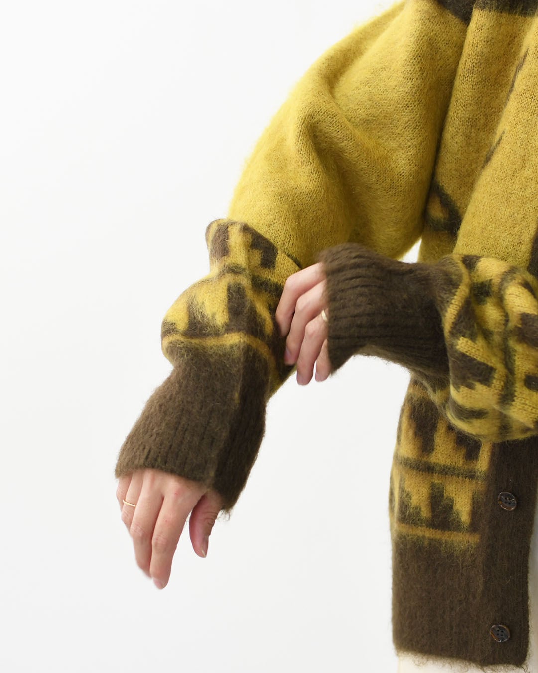 SOUTH2 WEST8 [サウスツーウエストエイト] Mohair V Neck Cardigan