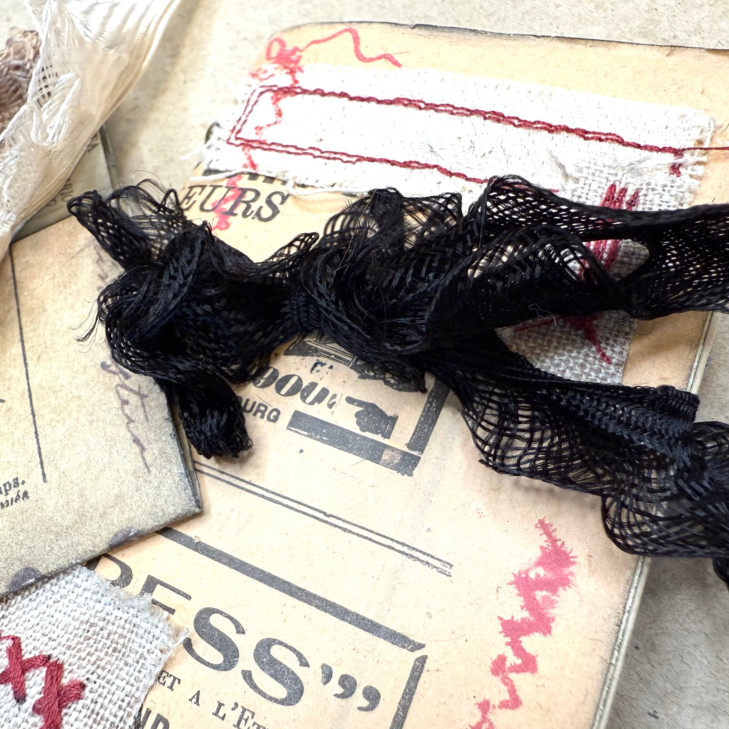 フリンジリボン フリル ラッピング おすそ分けファイルやジャンク