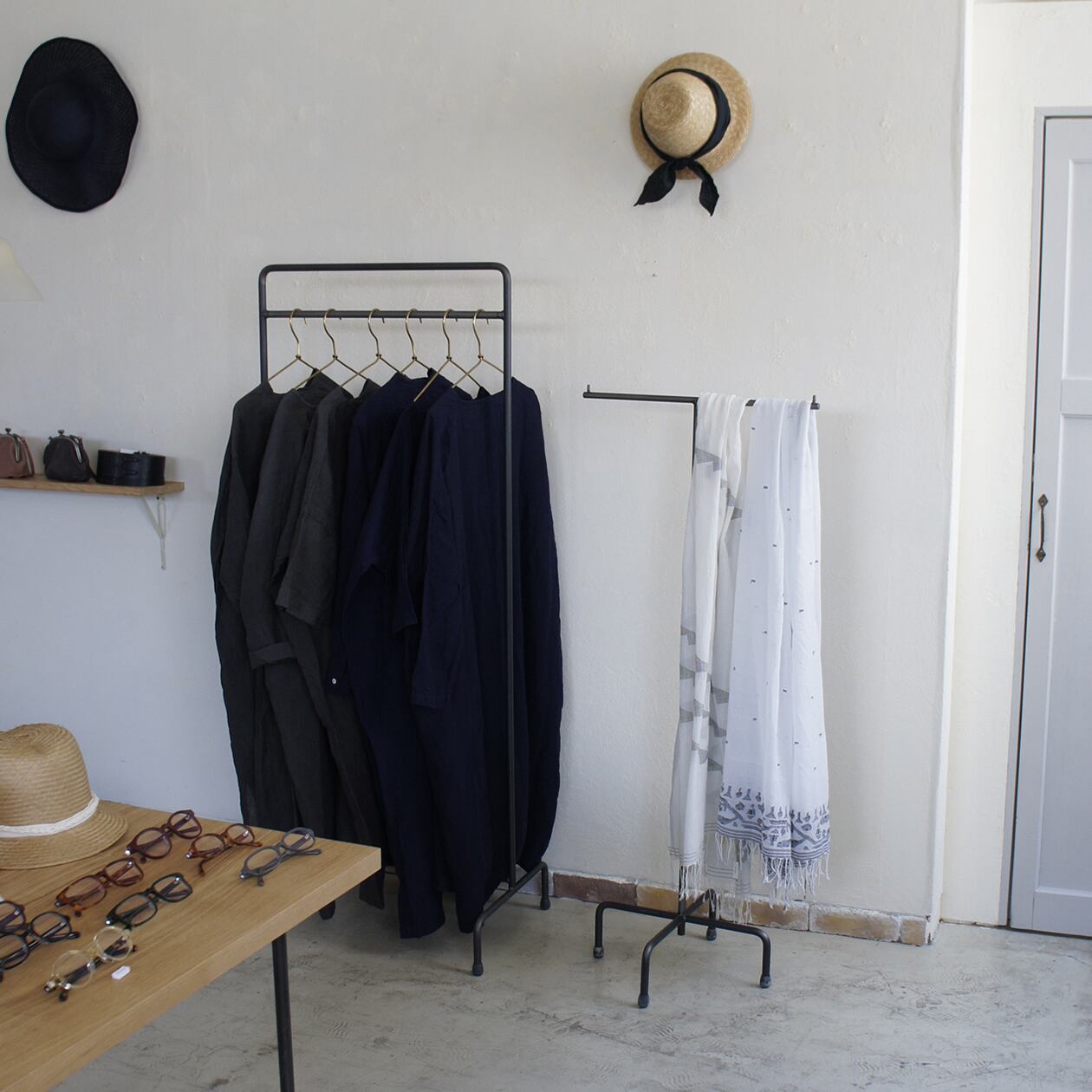 【ラスト1点】インダストリアル スラントハンガー アイアンラック シャビー 無骨 ラスト1点】インダストリアル スラントハンガー アイアンラック