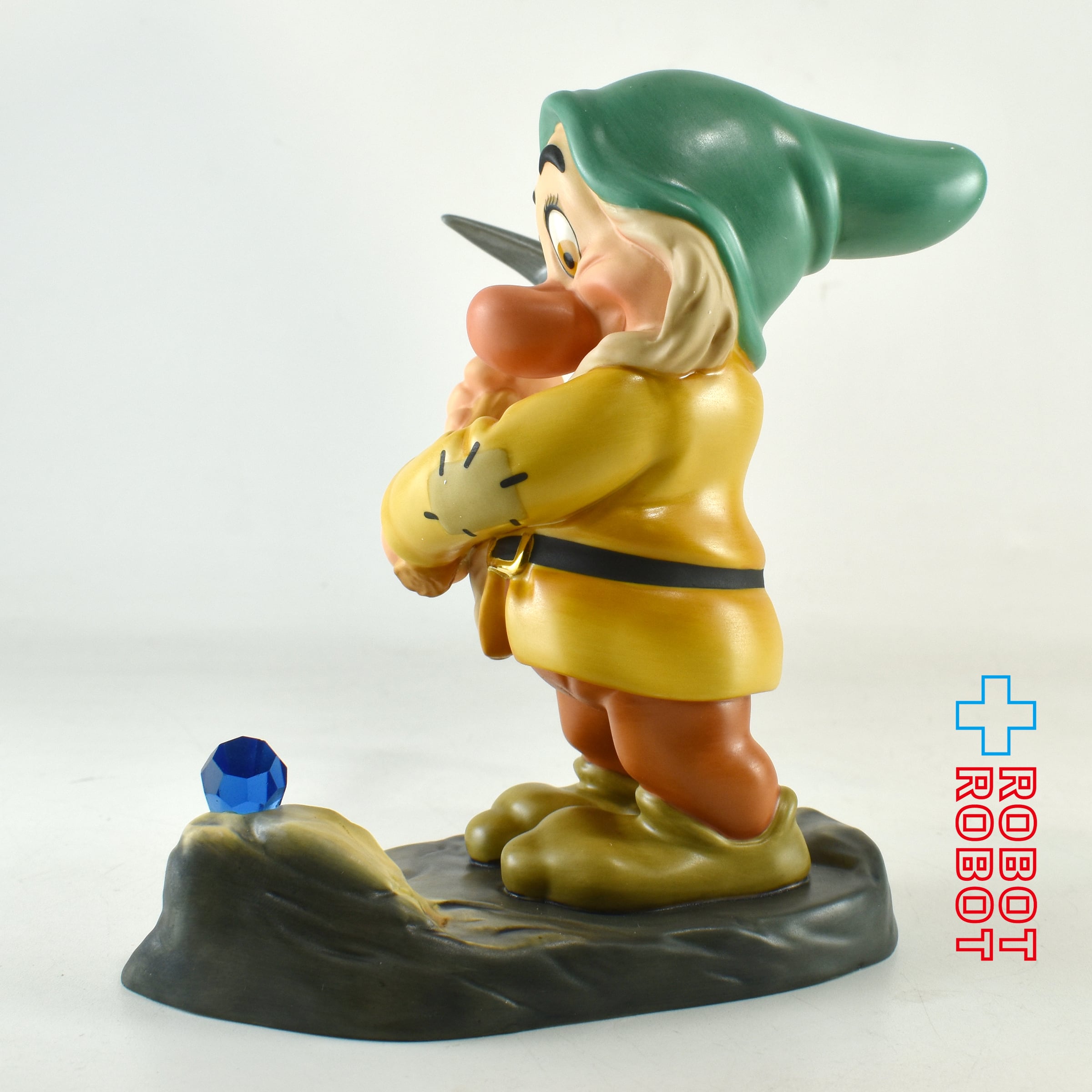 ディズニー WDCC 白雪姫と7人のこびと バッシュフル（てれすけ