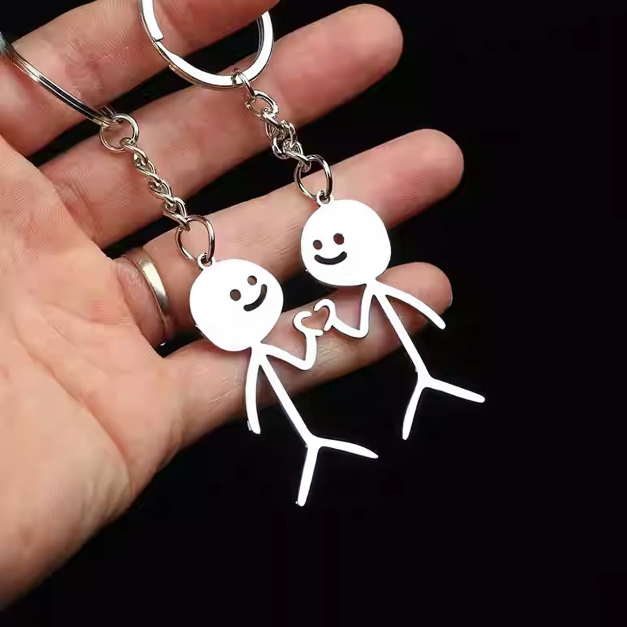 P-03 .カップルペアキーホルダー おしゃれINS風 個性派かわいい バッグ