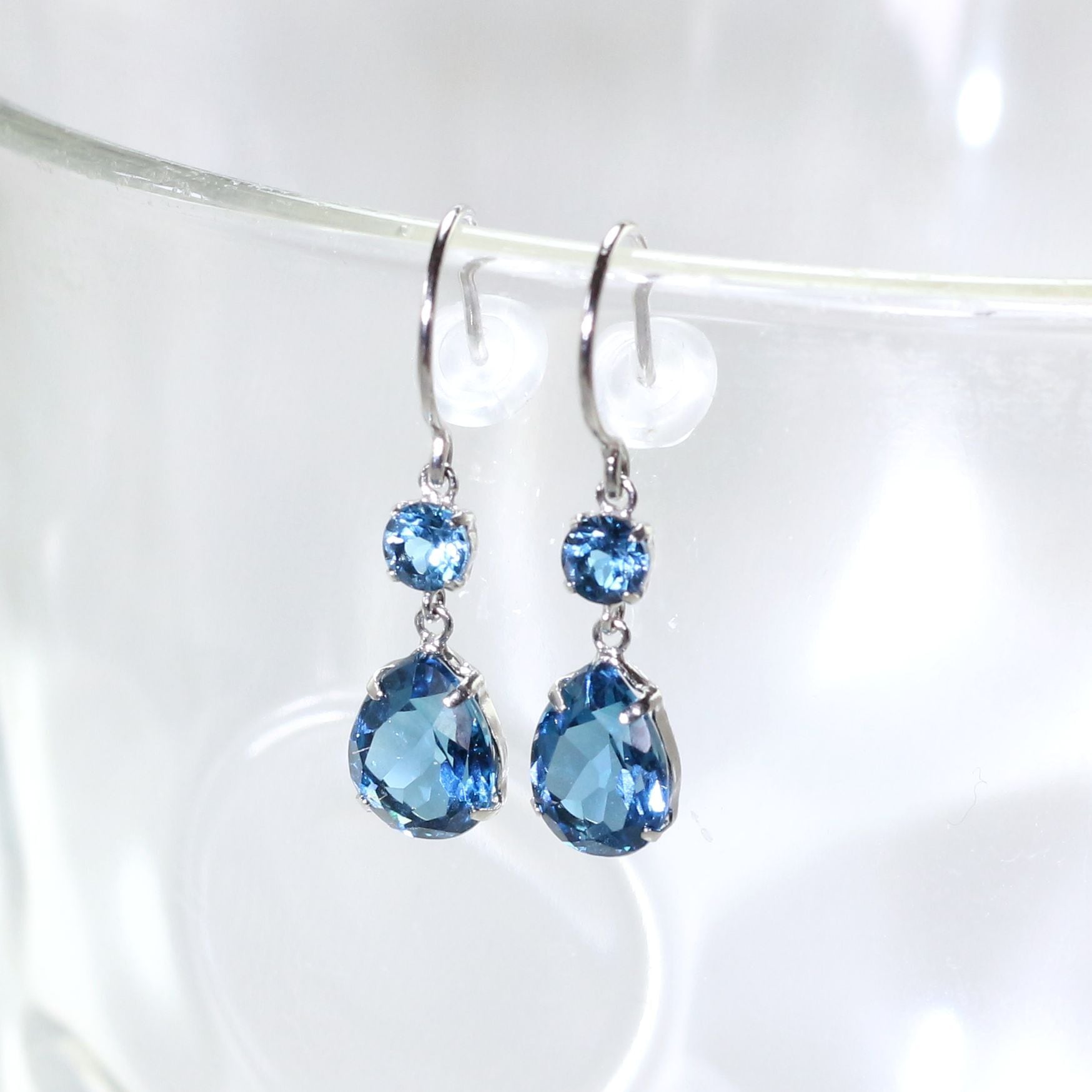 ブルートパーズ PT900 ピアス 2.00ct