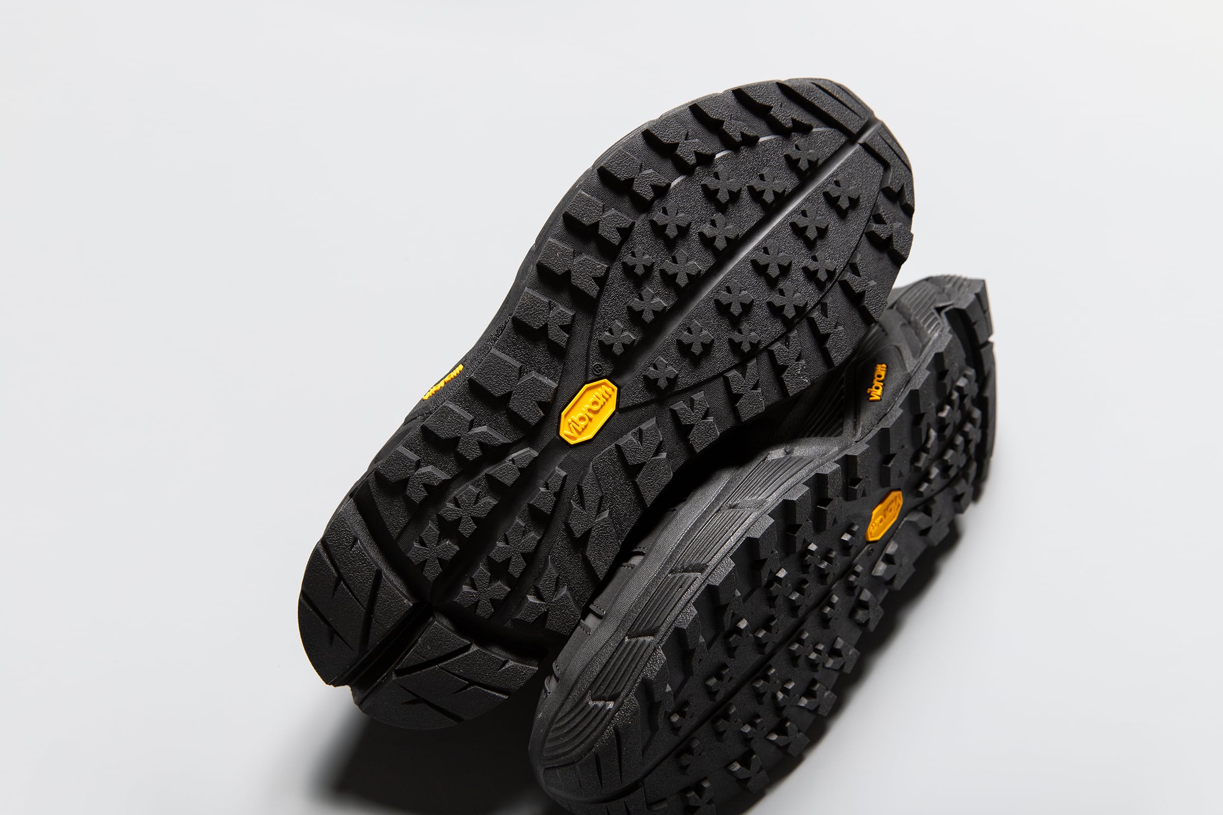 pg LADYBUG | BEIGE | PLAYGROUND | スニーカーショップ