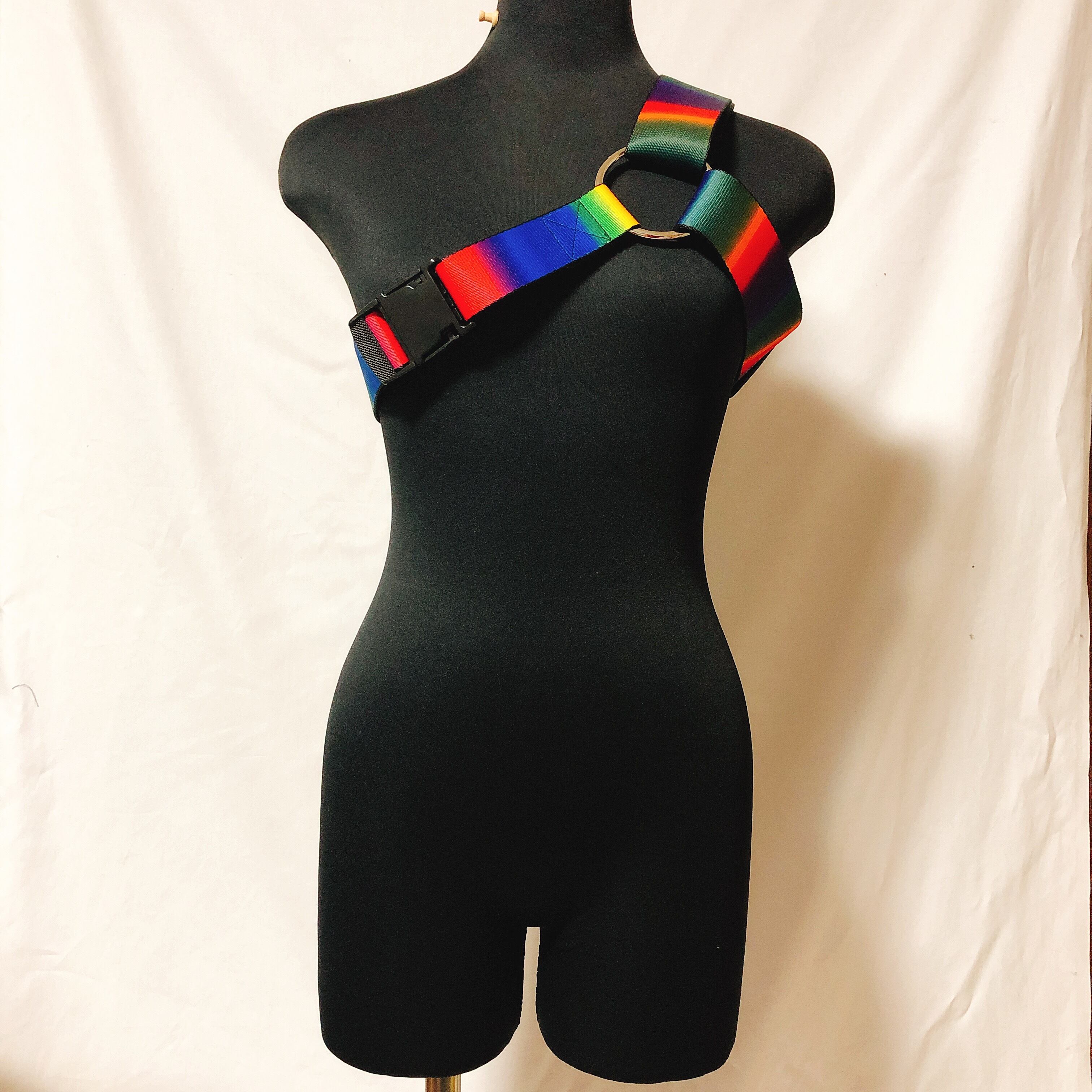 チェストハーネス レインボー