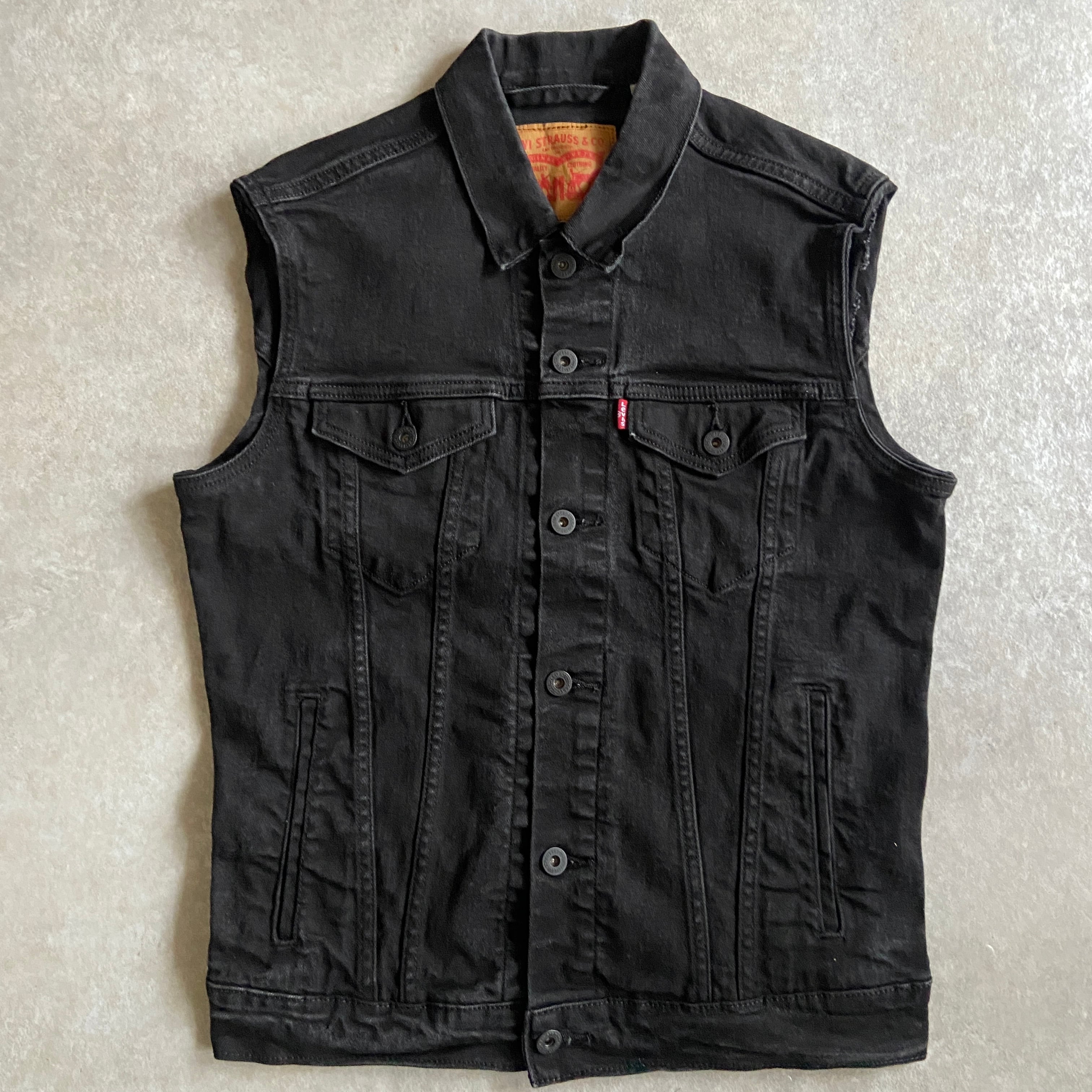 Levi's Black Denim Vest M G404