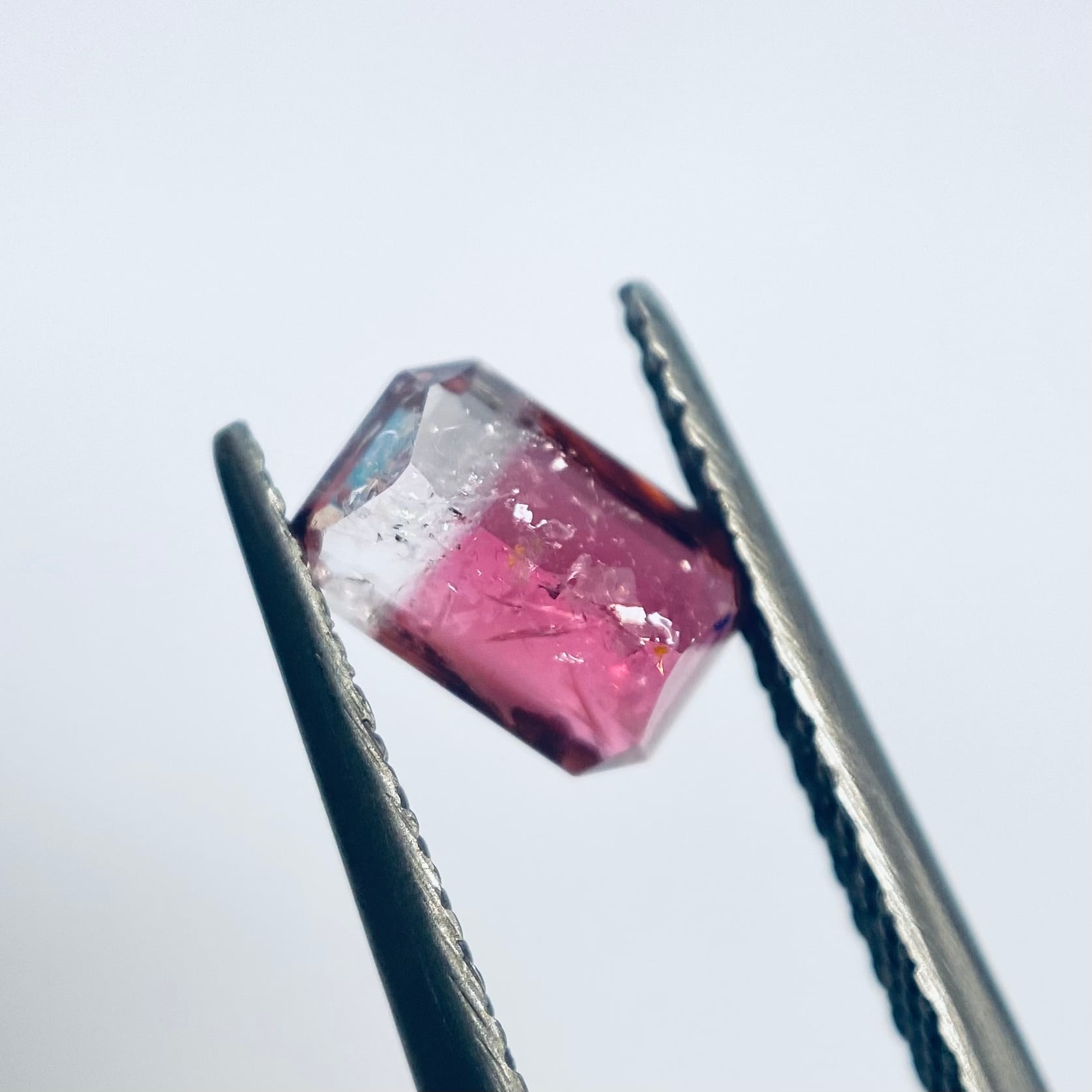 いちごミルクなバイカラートルマリン