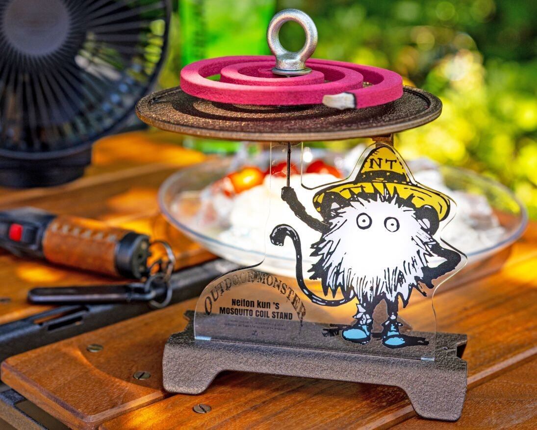 Shim.Craft ランタンスタンド／IGAIGA ウォルナット | OLIVE OUTDOOR