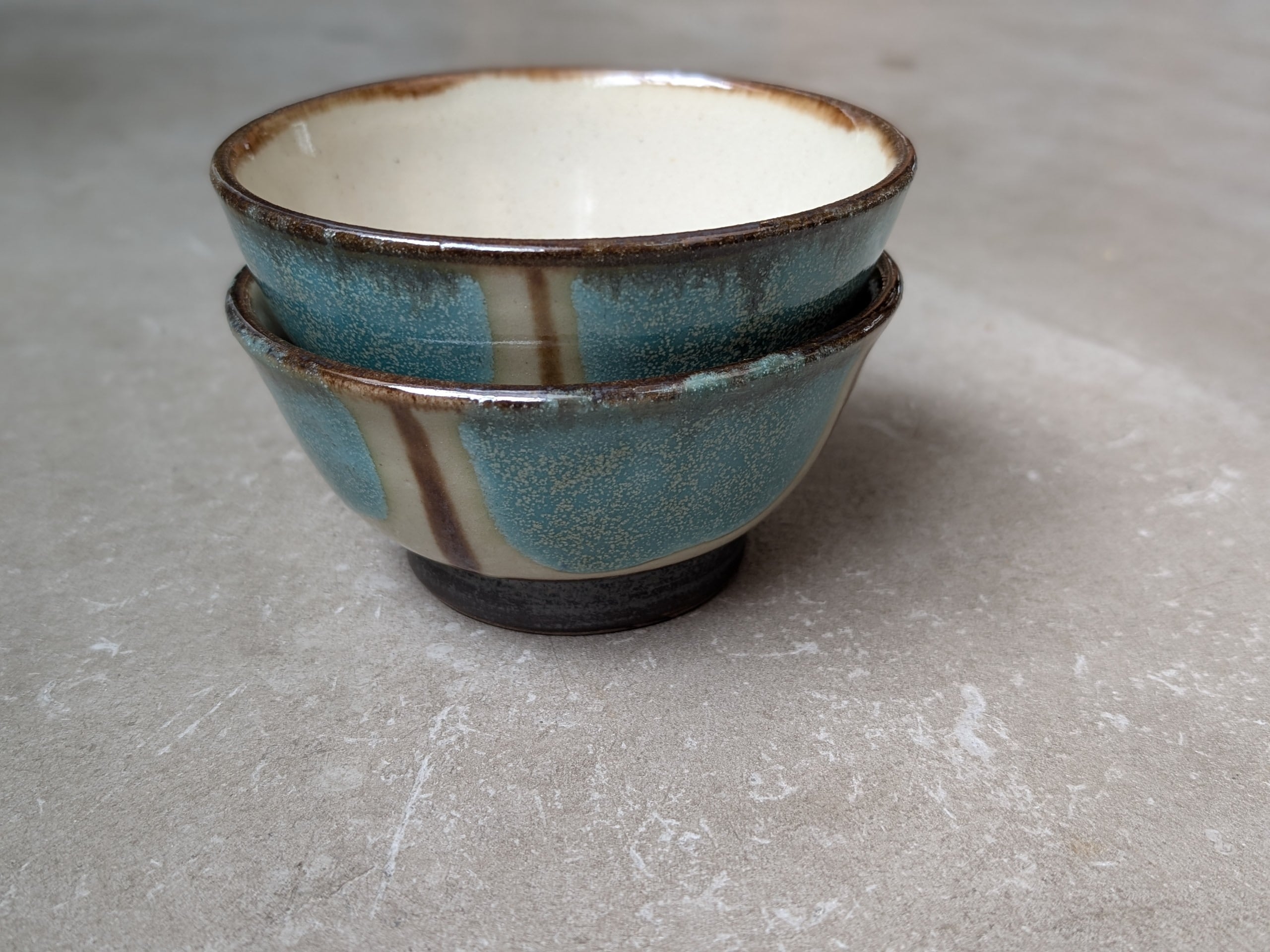 やちむん マカイ4寸（チチチャン）緑釉 | ノモ陶器製作所 | inoya