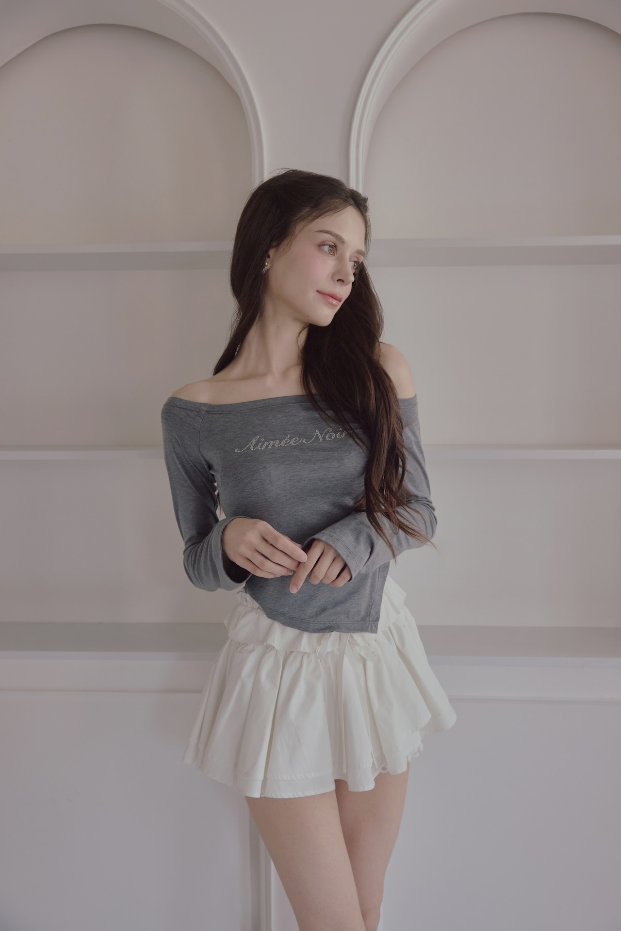 Off-shoulder stone tops