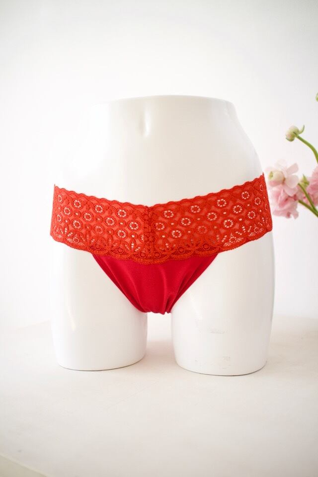 Punties* ローライズタイプ <レッド>