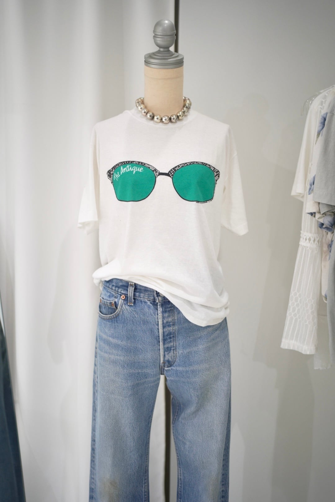sunglass tee