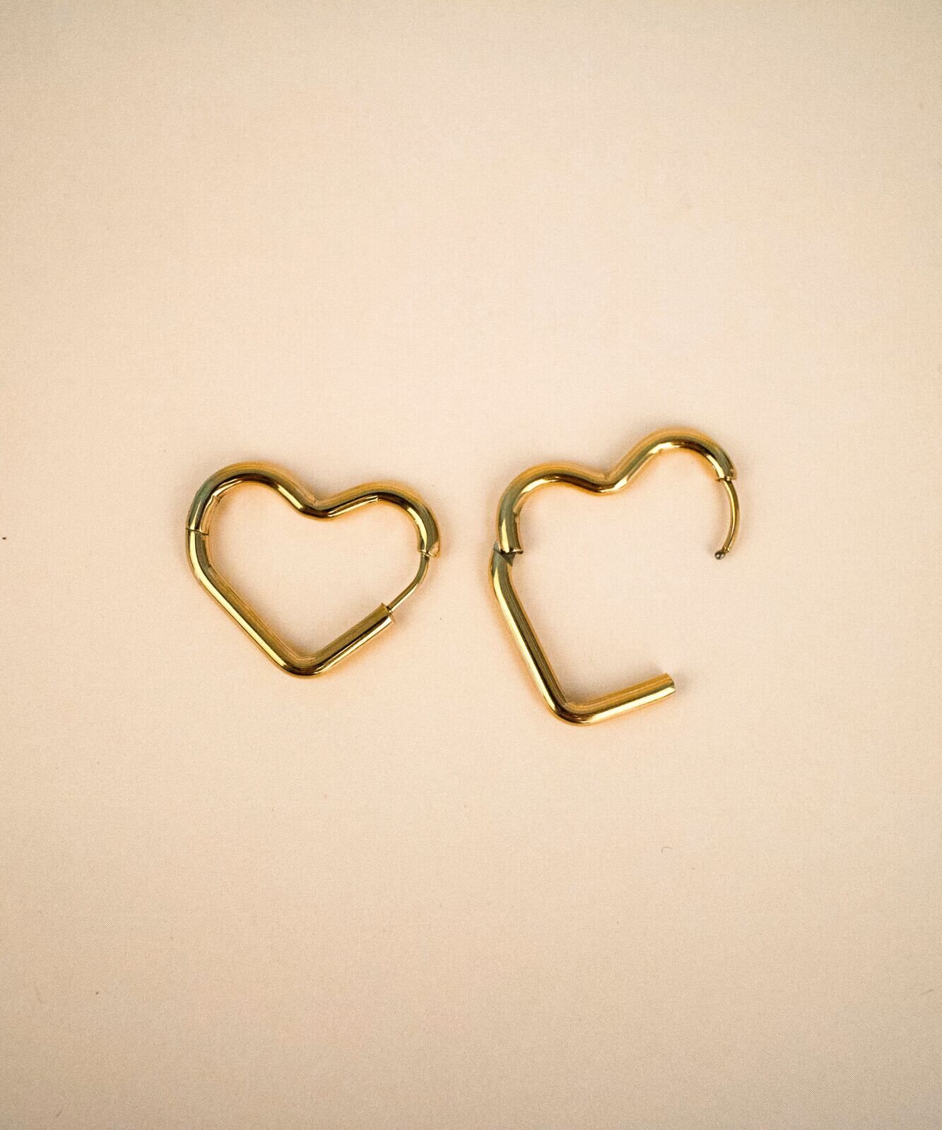 【SELECT】サージカルステンレス 316L ハート フープピアス / 金属アレルギー対応