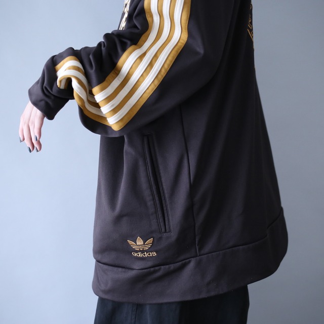 "adidas" back embroidery and front switching design over silhouette track jacket