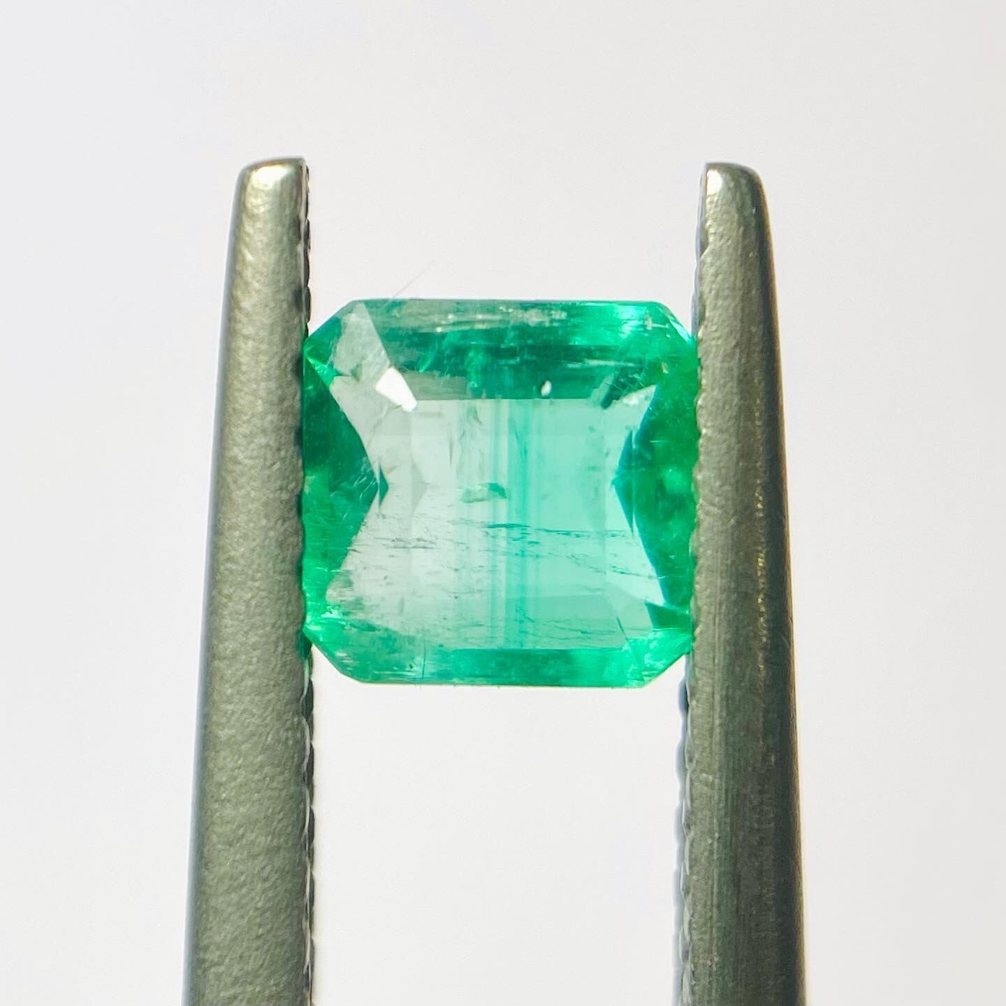 昭和レトロなクリームソーダエメラルド2