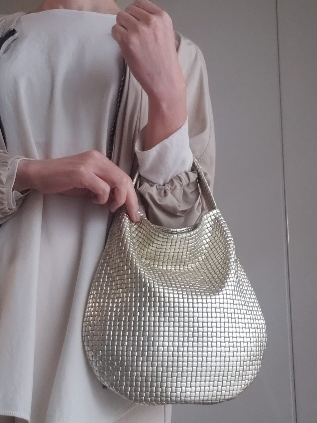 和装用　　牛革メッシュハンドバッグ（鏡入り） 軽量 メッシュ風 牛革 ハンドバッグ | SIMPLE SENSE | Japan Leather