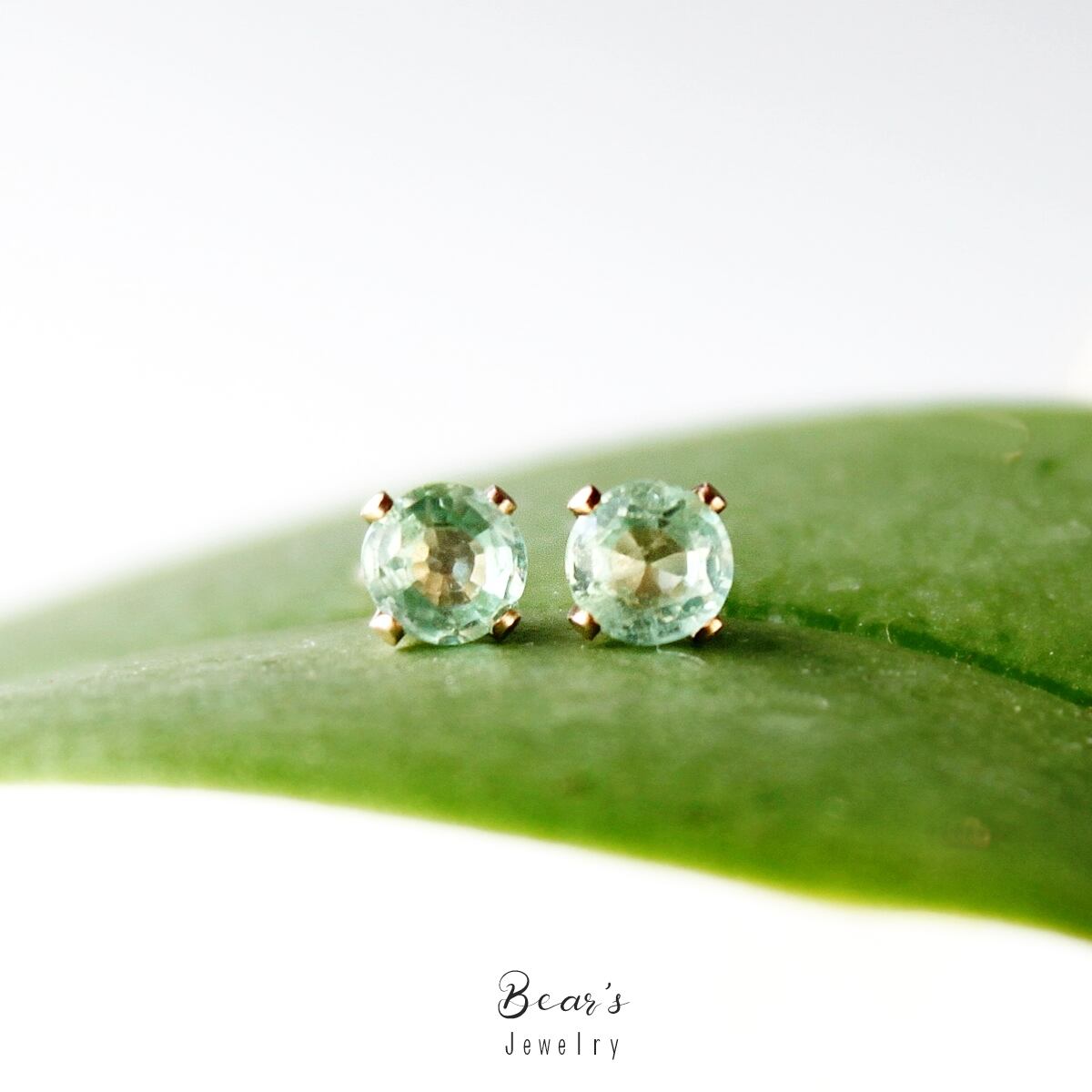 希少！グリーンカイヤナイトのひと粒ピアス｜4mm｜選べるピアス金具