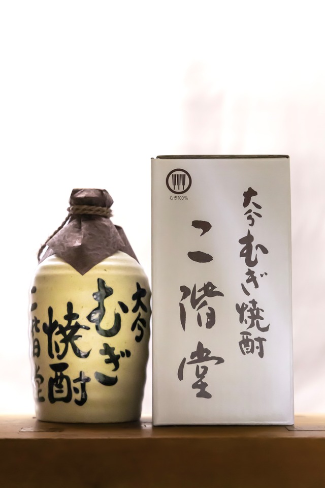 二階堂酒造　大分むぎ焼酎　吉四六　壺　25度 　720㎖