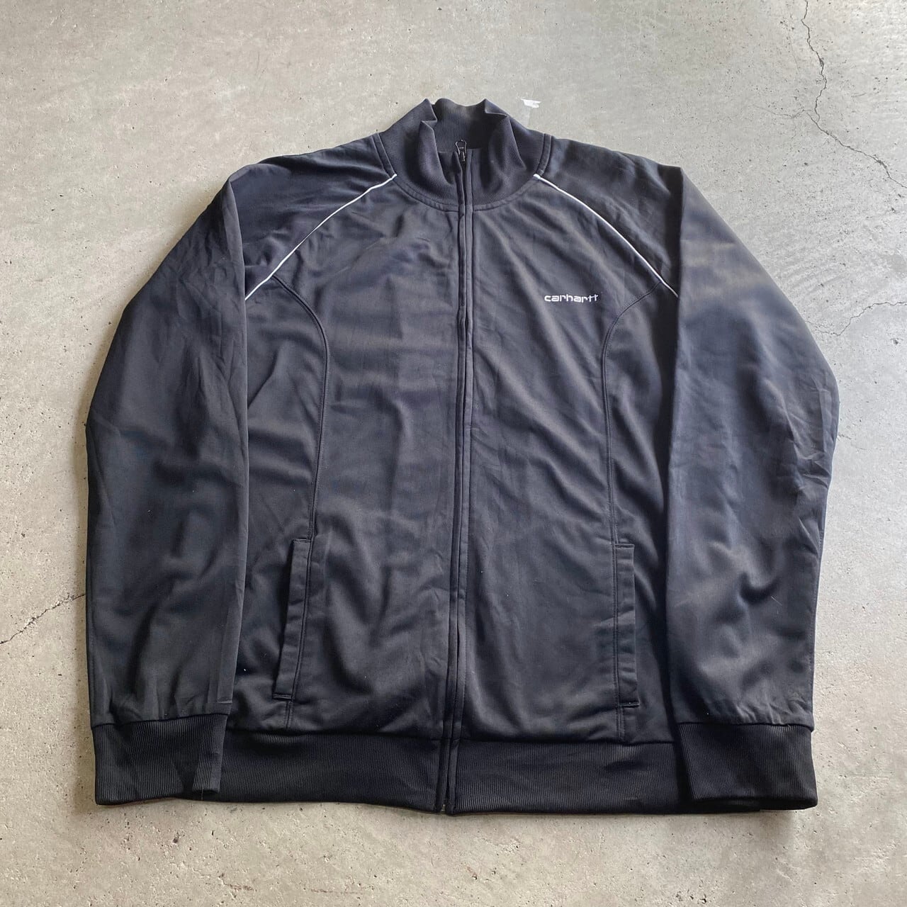 Carhartt カーハート ハイネック ワンポイントロゴ刺繍 トラック 