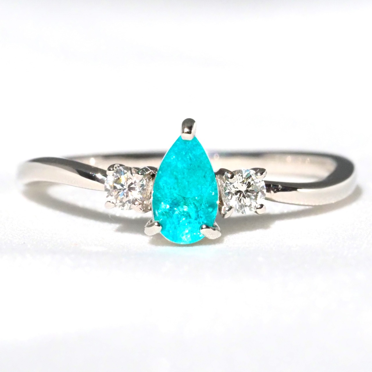 ブラジル産 パライバトルマリン GIA鑑別書付属 リング 0.31ct D0.08ct pt900