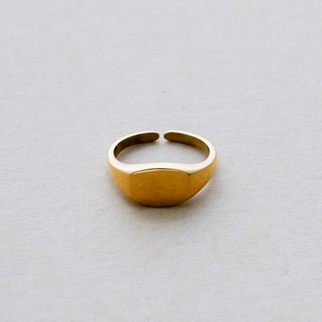 SOFT SIGNET RING